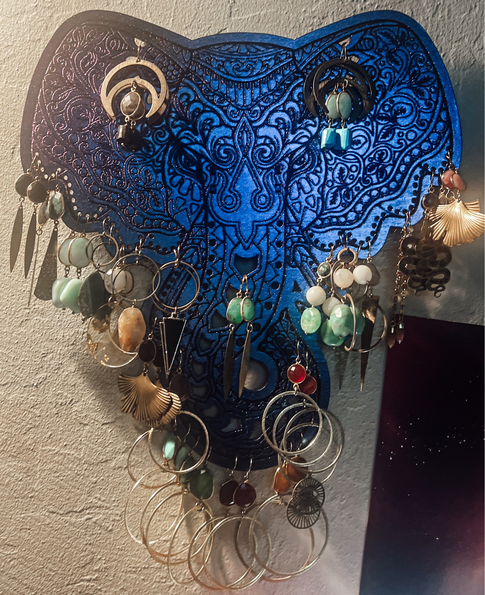 🦋✨ Elevate your sacred space and vibe with nature's beautelephantUnleash your inner wild with our boho-inspired wooden jewelry hangers

#BohoJewelryHangers #WoodenWonders #EtsyFinds #BrownSkinBoho #EcoChic #40PlusStyle #BohoStyle #WoodenArtistry #JewelryStorage #NatureInspiredDecor #BohoVibes #EtsyShop #BrownSkinGoddess #HippieSoul #UniqueHomeDecor #JewelryOrganization

#LTKhome #LTKGiftGuide #LTKHoliday