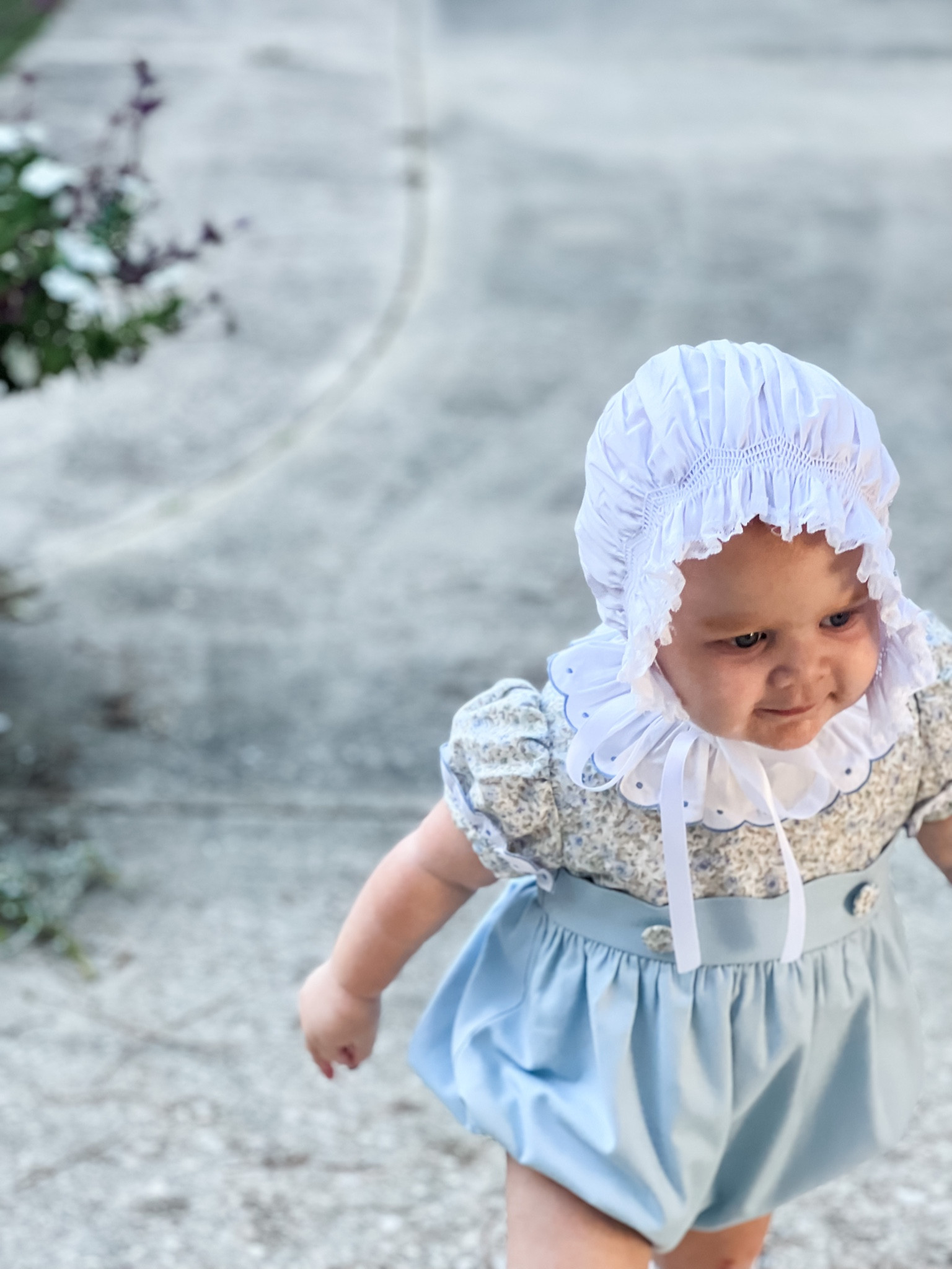 Mary Mott bonnet roundup!