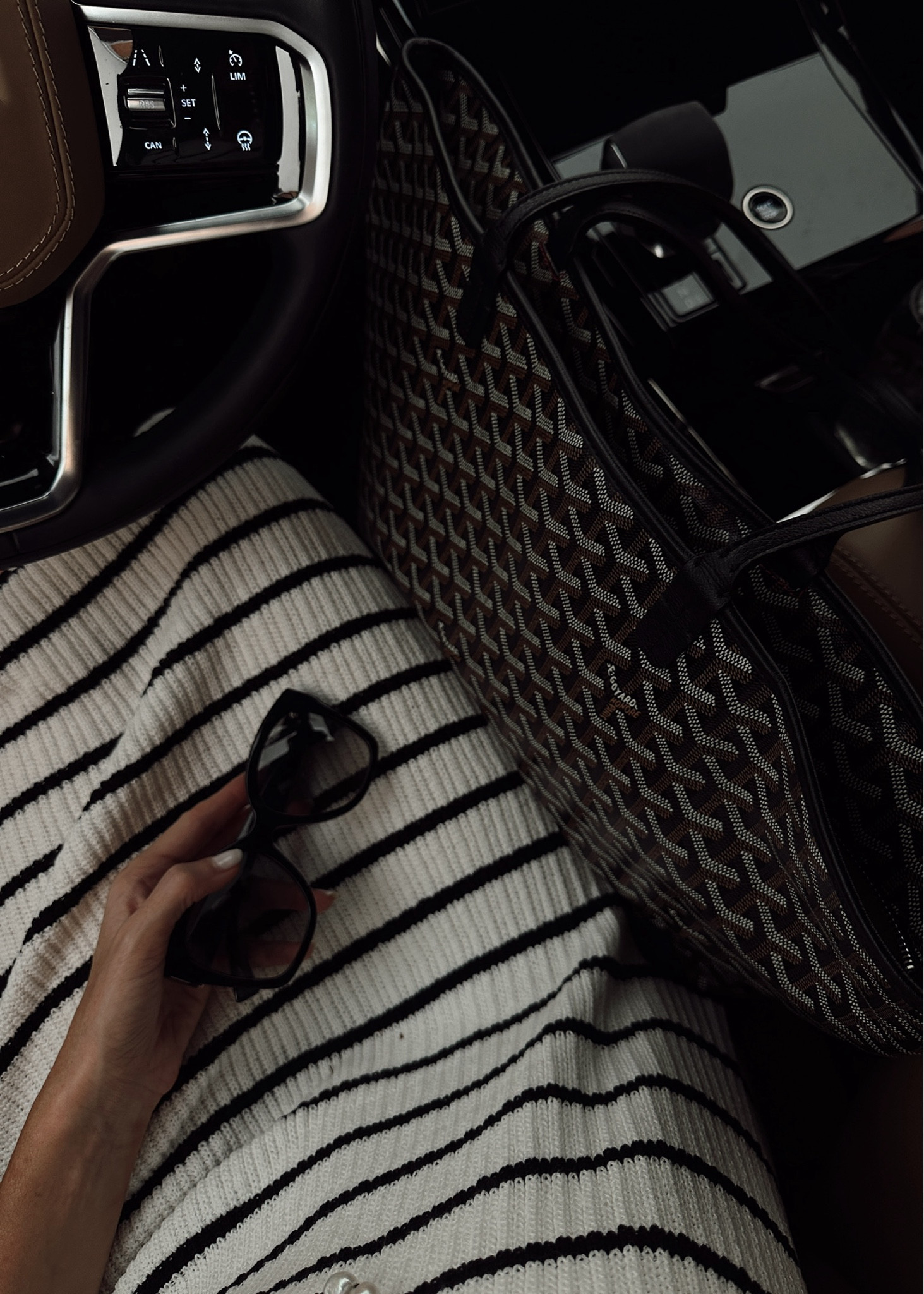 WORK MEETING
Amazon dress, I'm just shy of 5-7" wearing the size small #stylinbyaylin #aylin

#LTKWorkwear #LTKSeasonal #LTKStyleTip