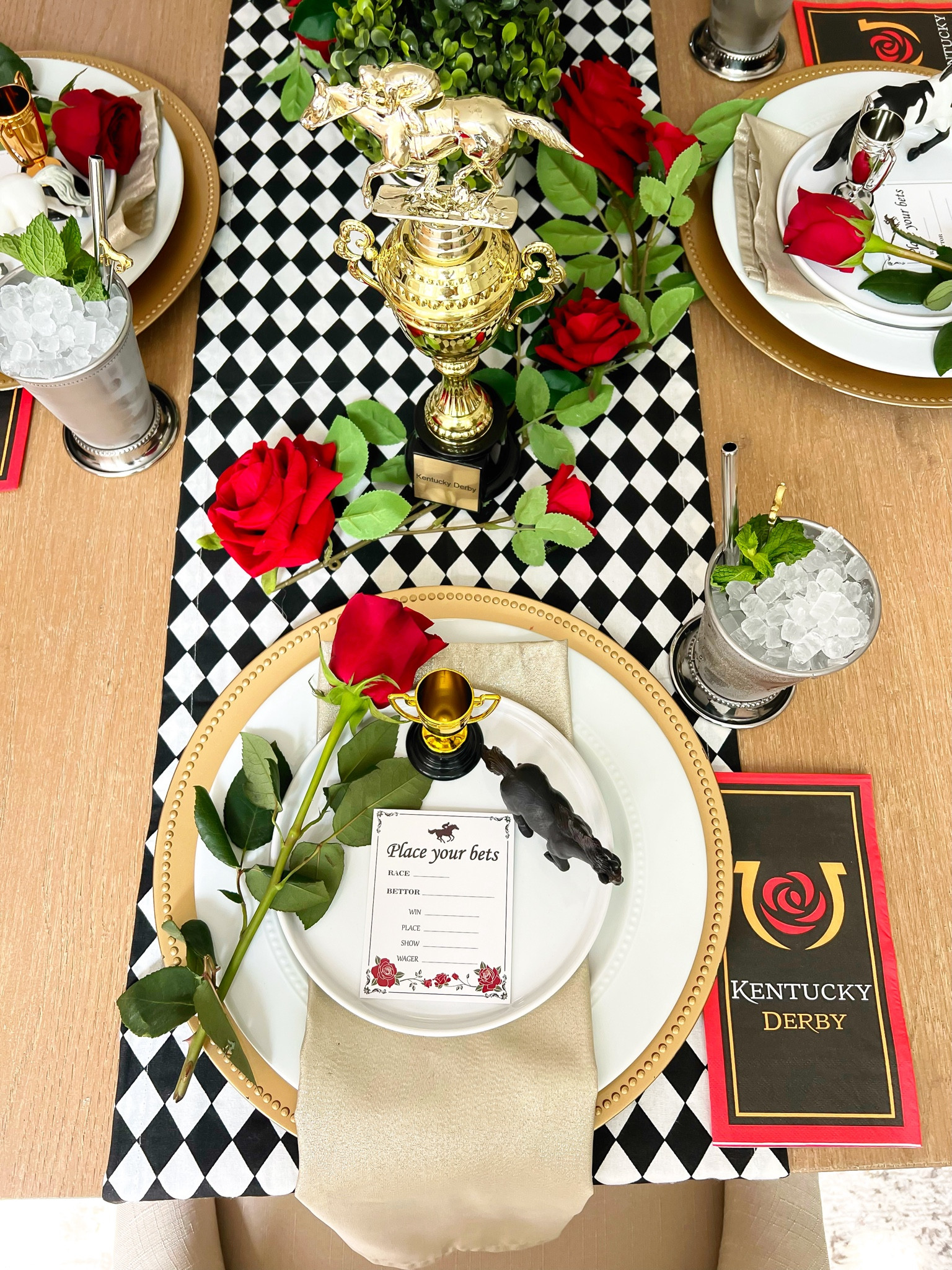 Kentucky derby party. Tablescape. Derby party. Kentucky derby decor 

#LTKhome #LTKparties #LTKSeasonal