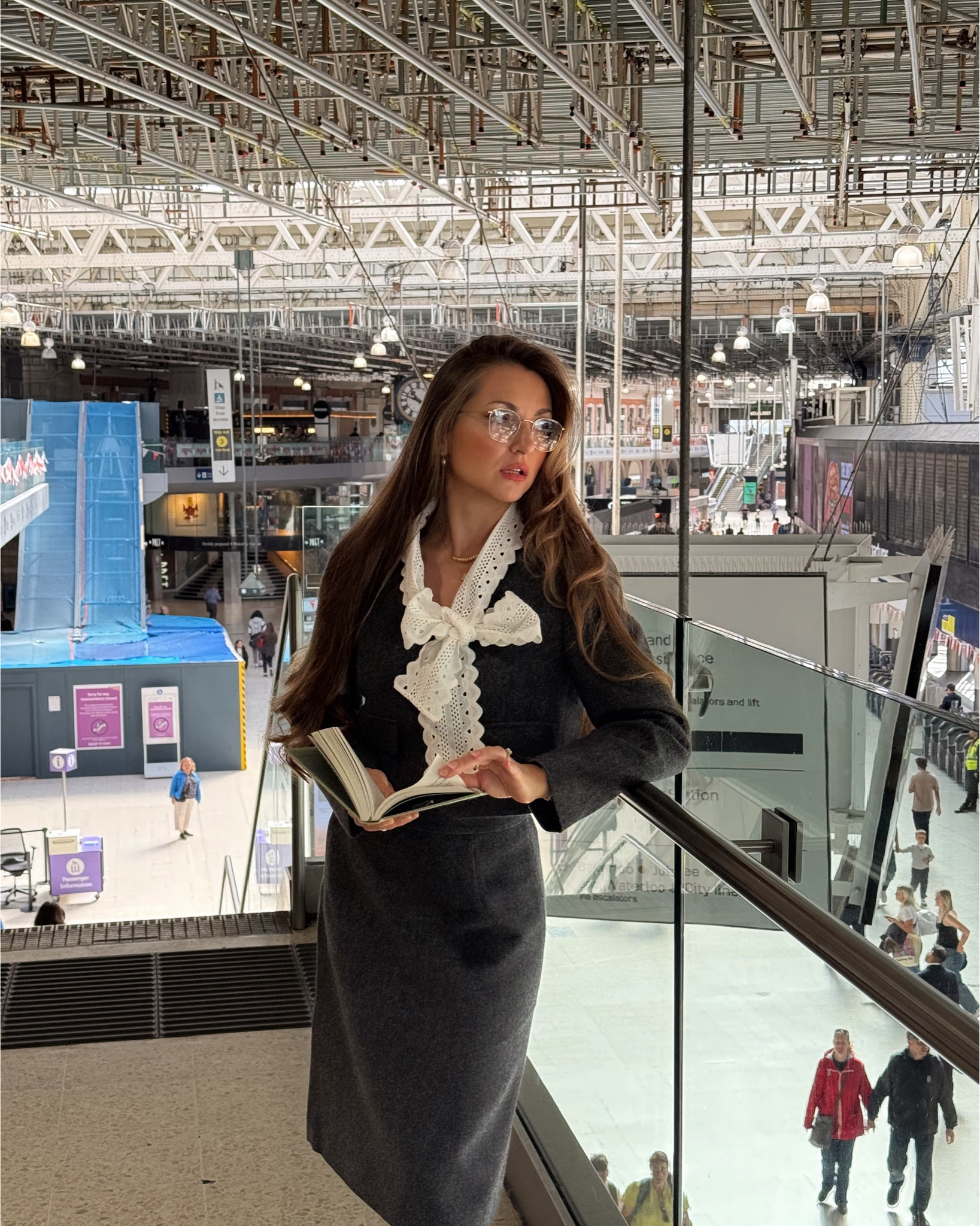 Channeling this gorgeous skirt suit look 🫶🏼✨ the bow immediately adds a touch of drama ❤️

#LTKeurope #LTKworkwear #LTKautumn