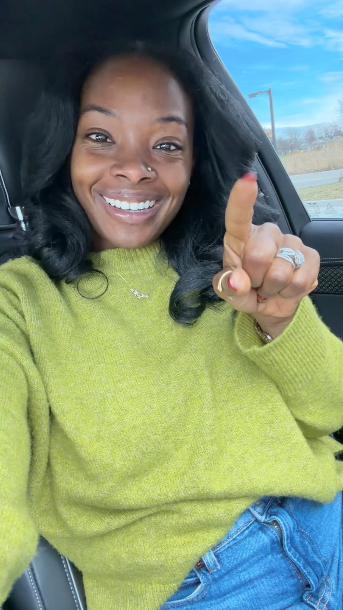 This is the cozies sweater and I love the color!! 

#LTKgrwm #LTKSaleAlert #LTKootd