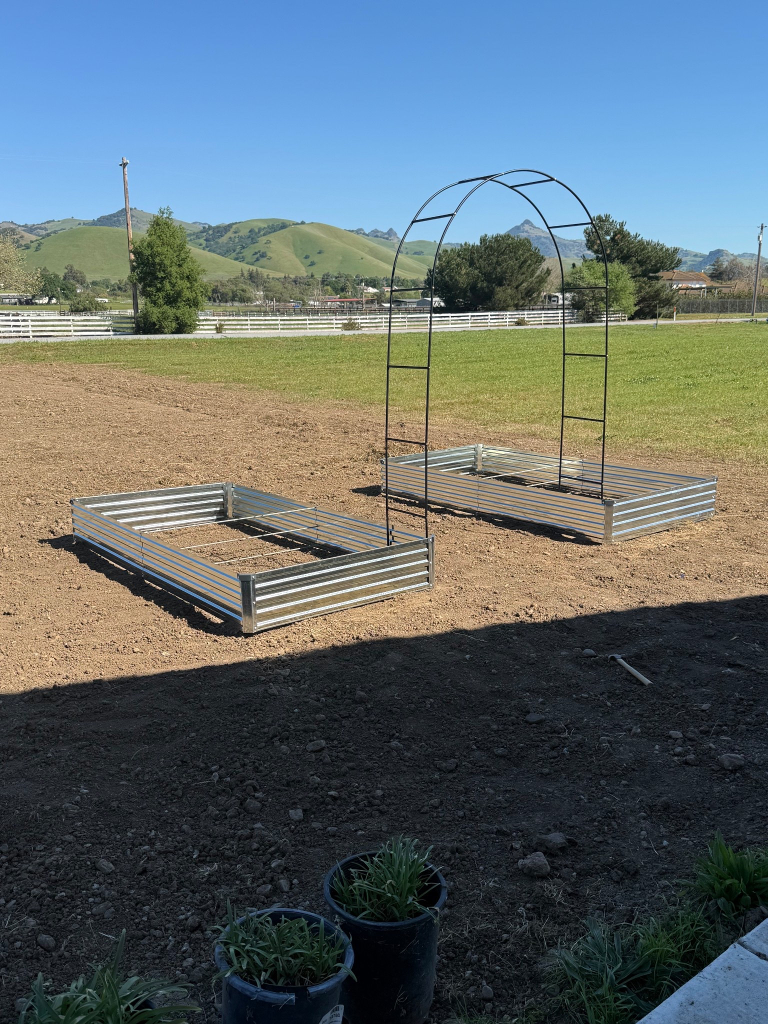 Super affordable garden !Okay slowly but surely my garden area is coming together 🪴🪏🫜

#LTKselfcare #LTKHome #LTKActive