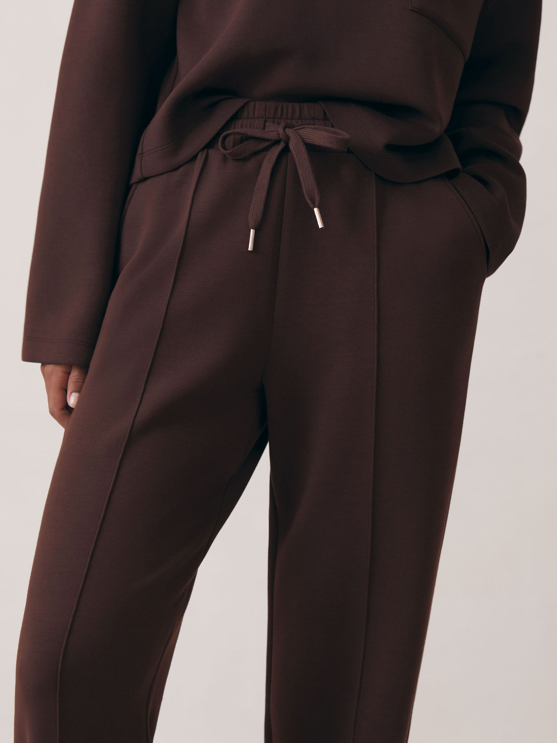 Modal-Blend Interlock Wide-Leg Joggers in Dark Chocolate Brown | Reiss UK