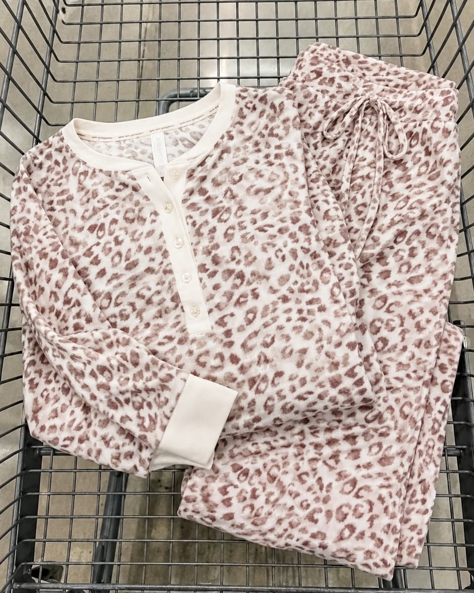 Our fave pj brand and such a cute pattern!