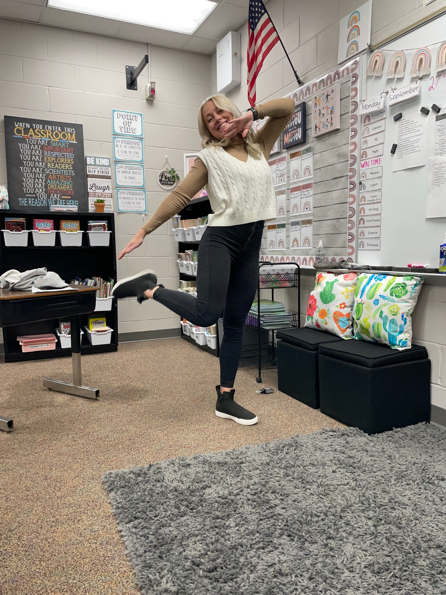 Loving the sweater vest🤩

#LTKstyletip #LTKSeasonal #LTKworkwear