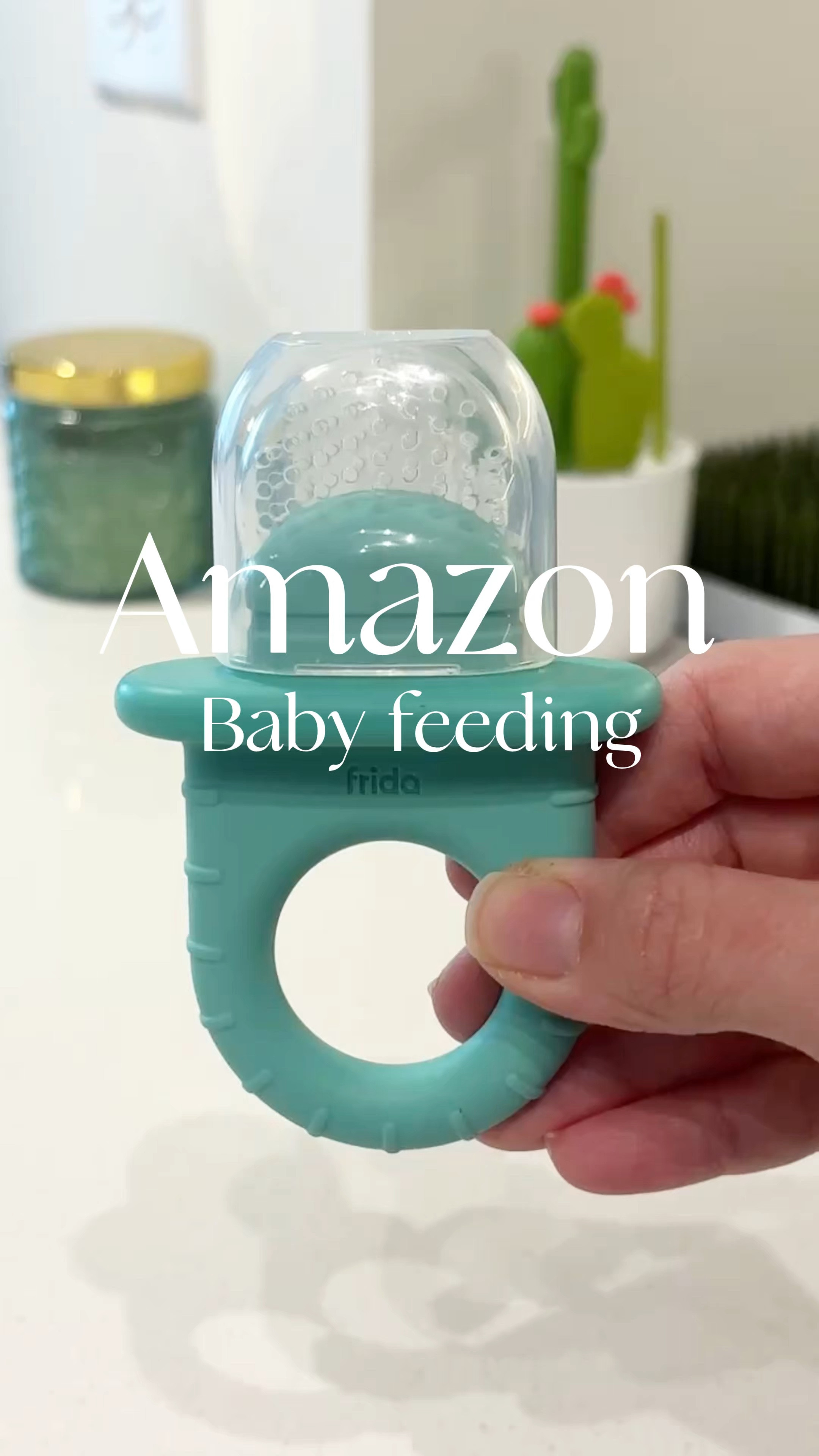The Push Pop Feeder to introduce baby to a world of food. Fill feeder with fresh or frozen fruits, vegetables, yogurt, purees, breastmilk, or ice cubes.
* ﻿STRESS-FREE FEEDING
* ﻿FOOD INTRODUCTION
* ﻿EASY TO FILL + STORE
* ﻿EASY TO CLEAN




#LTKBump #LTKBaby