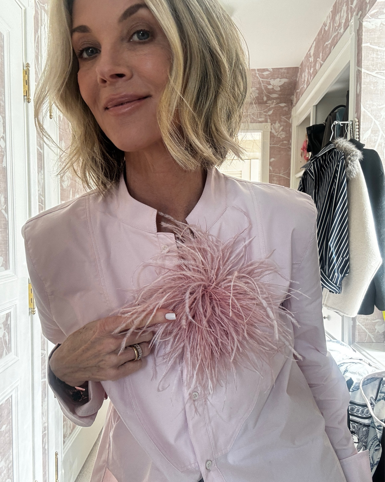 This brooch is a conversation starter! It’s so sweet and so fun and definitely elevated this outfit! 

#LTKdayinmylife #LTKootd #LTKPetite