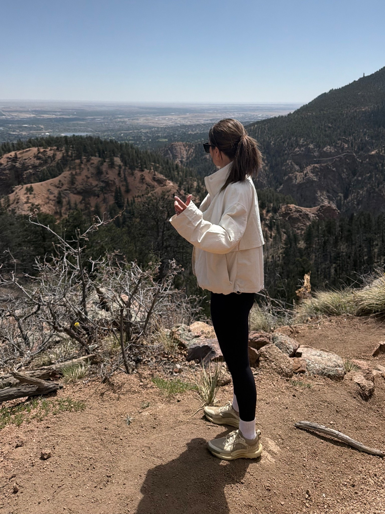 Hiking outfit - wearing small and size 6 @lululemon 

#LTKcanada #LTKtravel