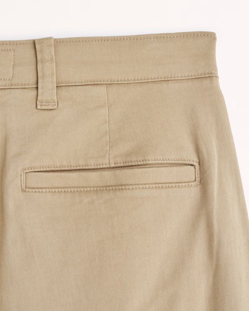Men's 90s Straight Modern Chino | Men's Best Dressed Guest Collection | Abercrombie.com | Abercrombie & Fitch (US)