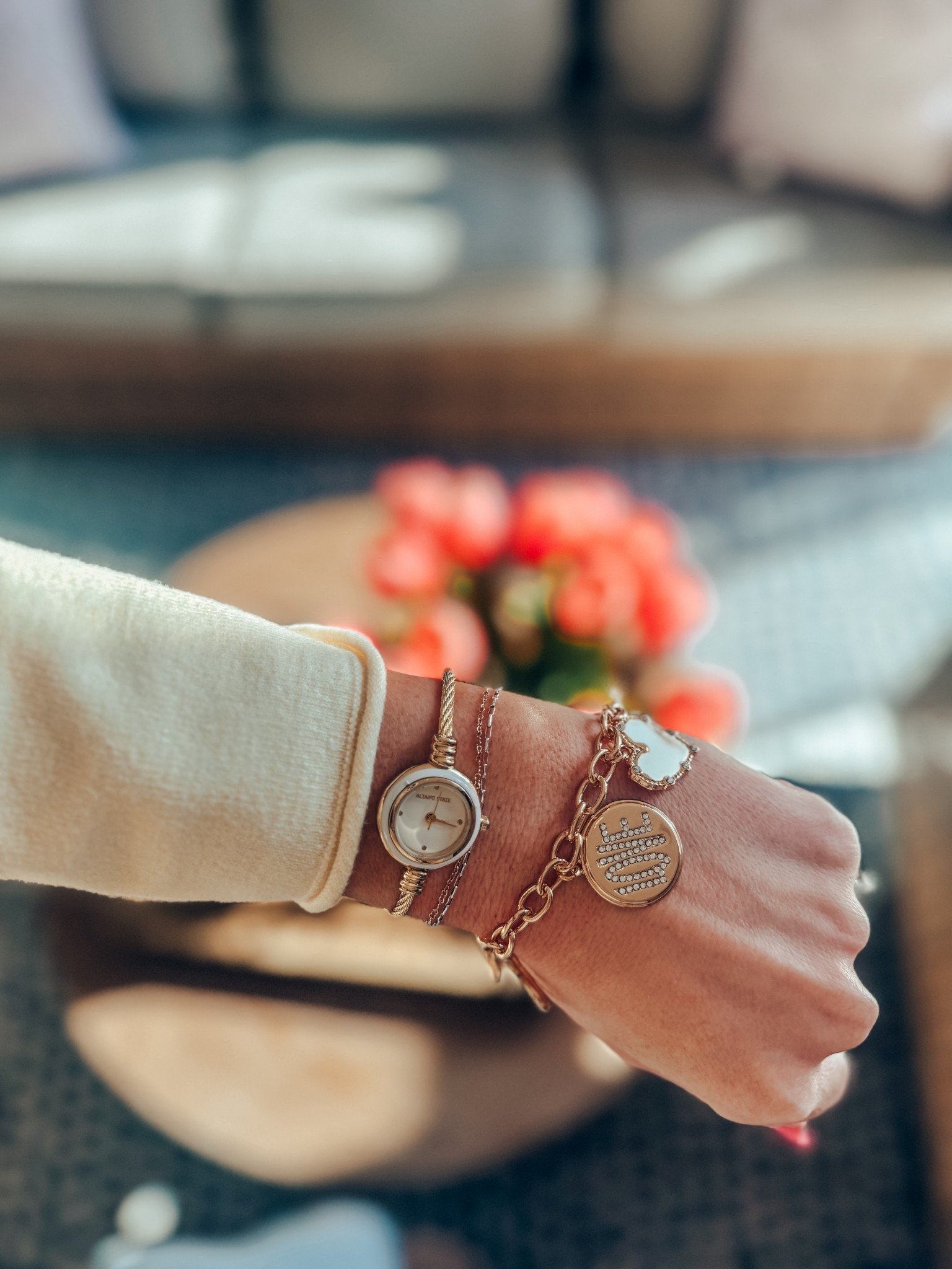 Love this bangle watch that comes
In multiple colors and this heart charm bracelet from @Target 

#LTKgrwm #LTKdayinmylife #LTKootd