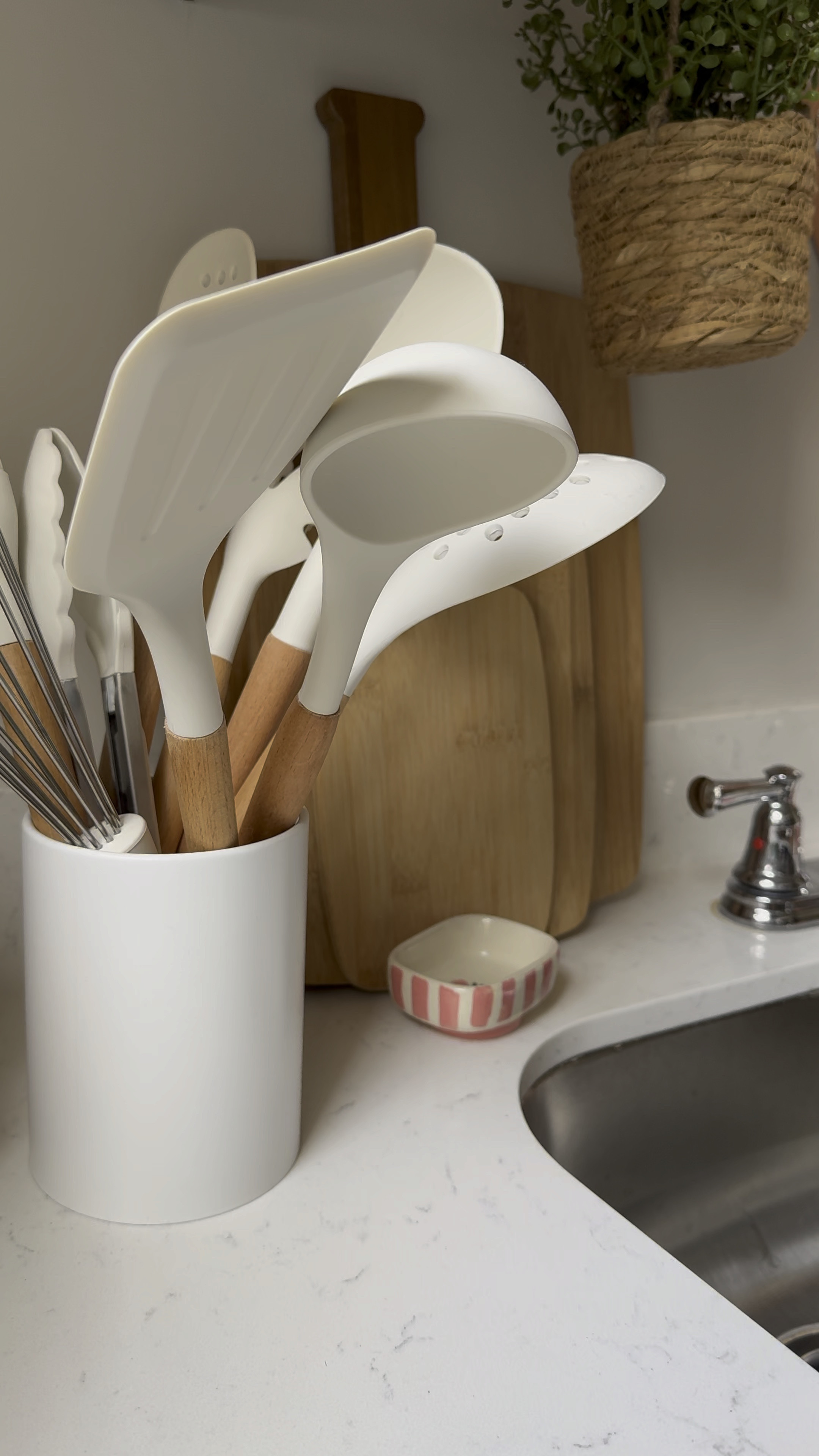 White Silicone Cooking Utensils✨🤍 #liketkit #LTK 

#LTKhome #LTKfindsunder100 #LTKfindsunder50