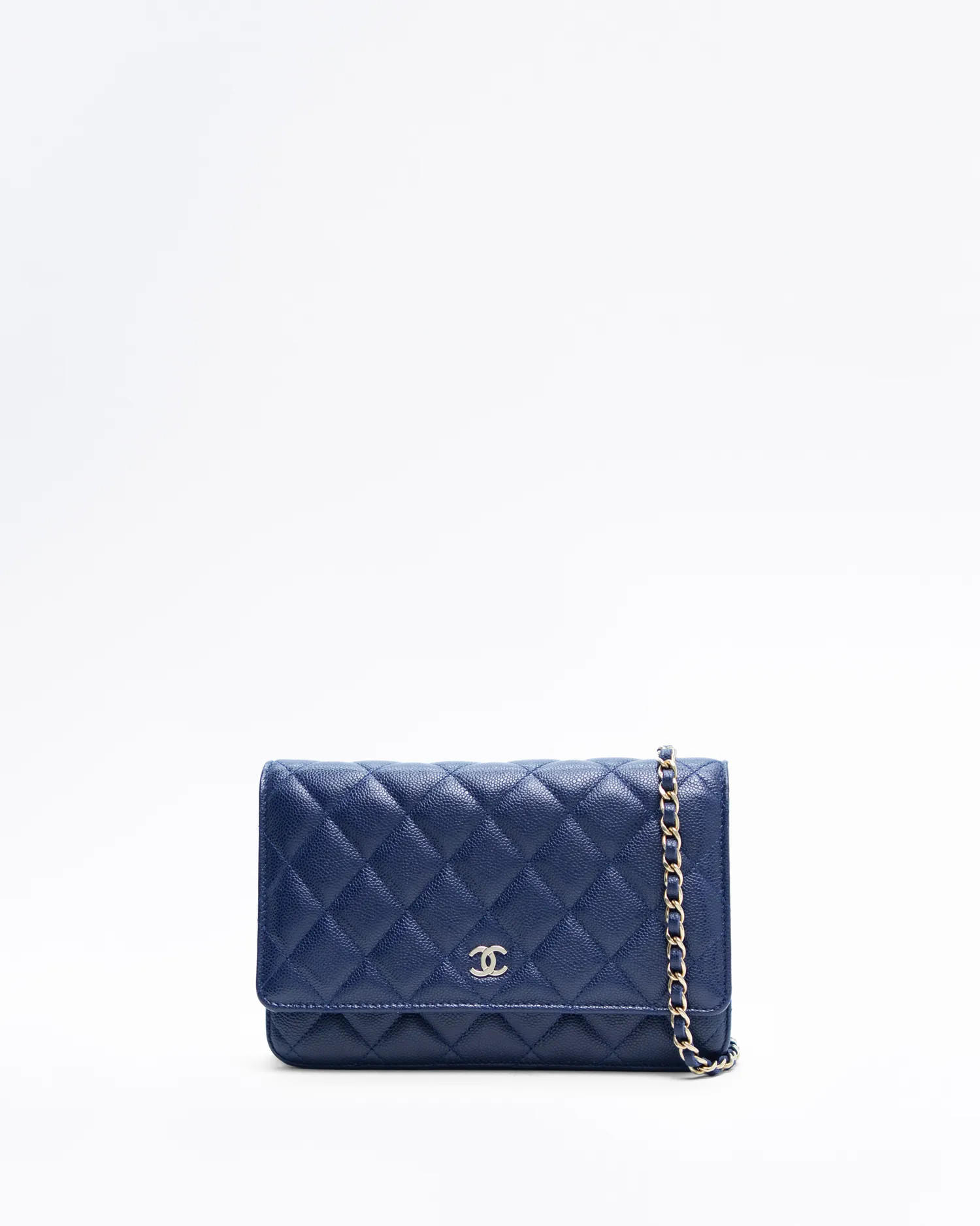 Caviar Quilted Wallet on a Chain | Vivrelle
