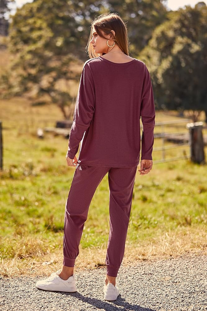 PRETTYGARDEN Women's Fall Fashion Outfits 2 Piece Sweatsuit Solid Color Long Sleeve Pullover Long... | Amazon (US)