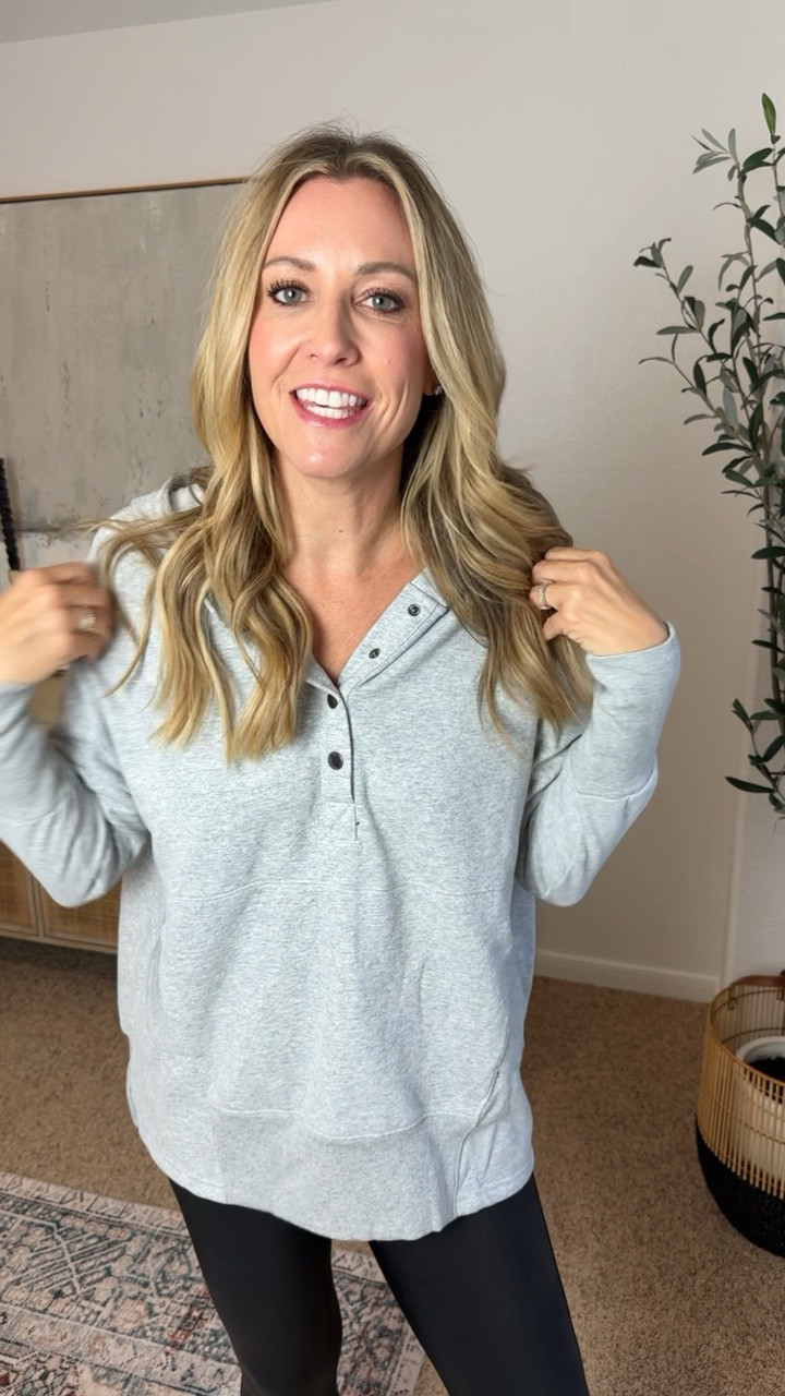 Fall outfit with leggings. Mine are faux leather. Pair with sneakers for a comfy casual look


#LTKstyletip #LTKfindsunder100 #LTKfindsunder50