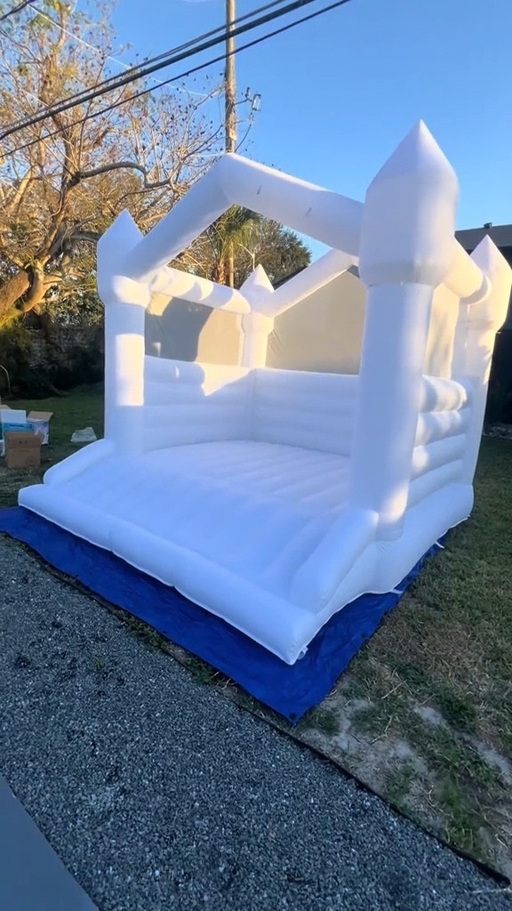 I saw this viral bounce house and knew I needed it! 🤩 
This modern white castle from @samsclub holds up to 594lbs, comes with an air blower, and even a repair patch kit! 🏰✨ Perfect for hosting my kids’ friends and saving $$ on rentals. Plus, it has hooks to attach a balloon garland for the cutest party setup! 💖 Only $299 at Sam’s Club—such a steal! Linked on my LTK in bio or comment the word BOUNCE for direct link 🔗

#samsclubfinds #bouncehouse #partydecor 

#LTKParties #LTKFamily #LTKKids
