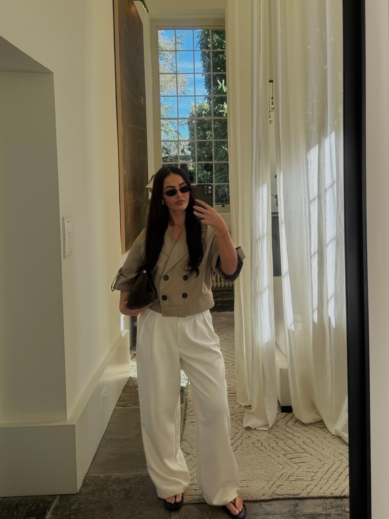 Spring OOTD ✨

Spring outfits, casual spring outfits, Zara outfit, cream trousers, trench jacket, cropped trench, spring trousers, leather sandals, Zara, ASOS, River Island

#LTKspring #LTKeurope #LTKuk