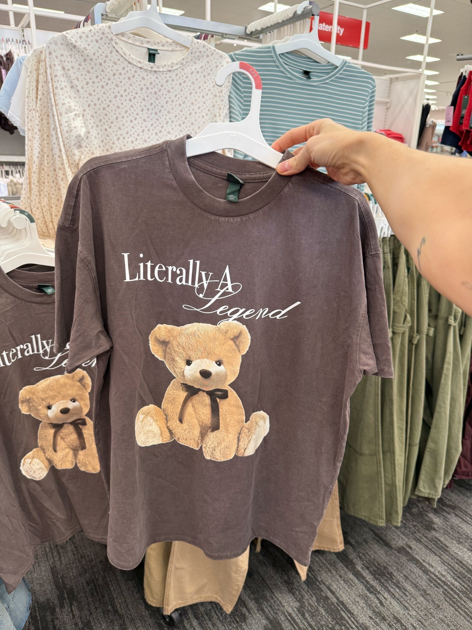 The cutest graphic tee 

#LTKStyleTip #LTKSeasonal #LTKFindsUnder50