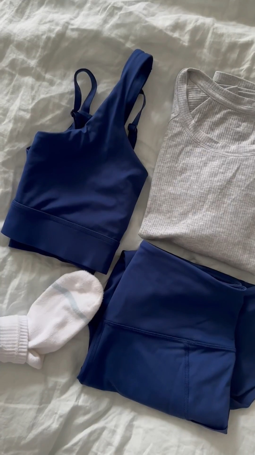 spend a morning with me 💙

#LTKsummer #LTKspring #LTKcanada
