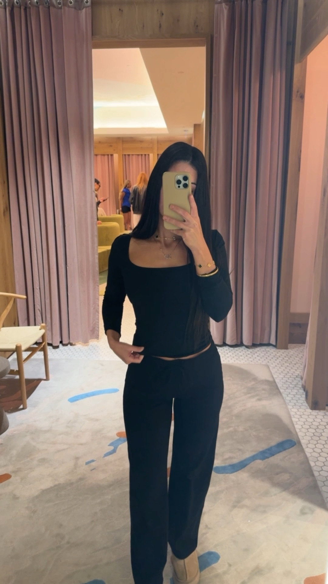 Casual matching set 🖤

#LTKstyletip #LTKcanada
