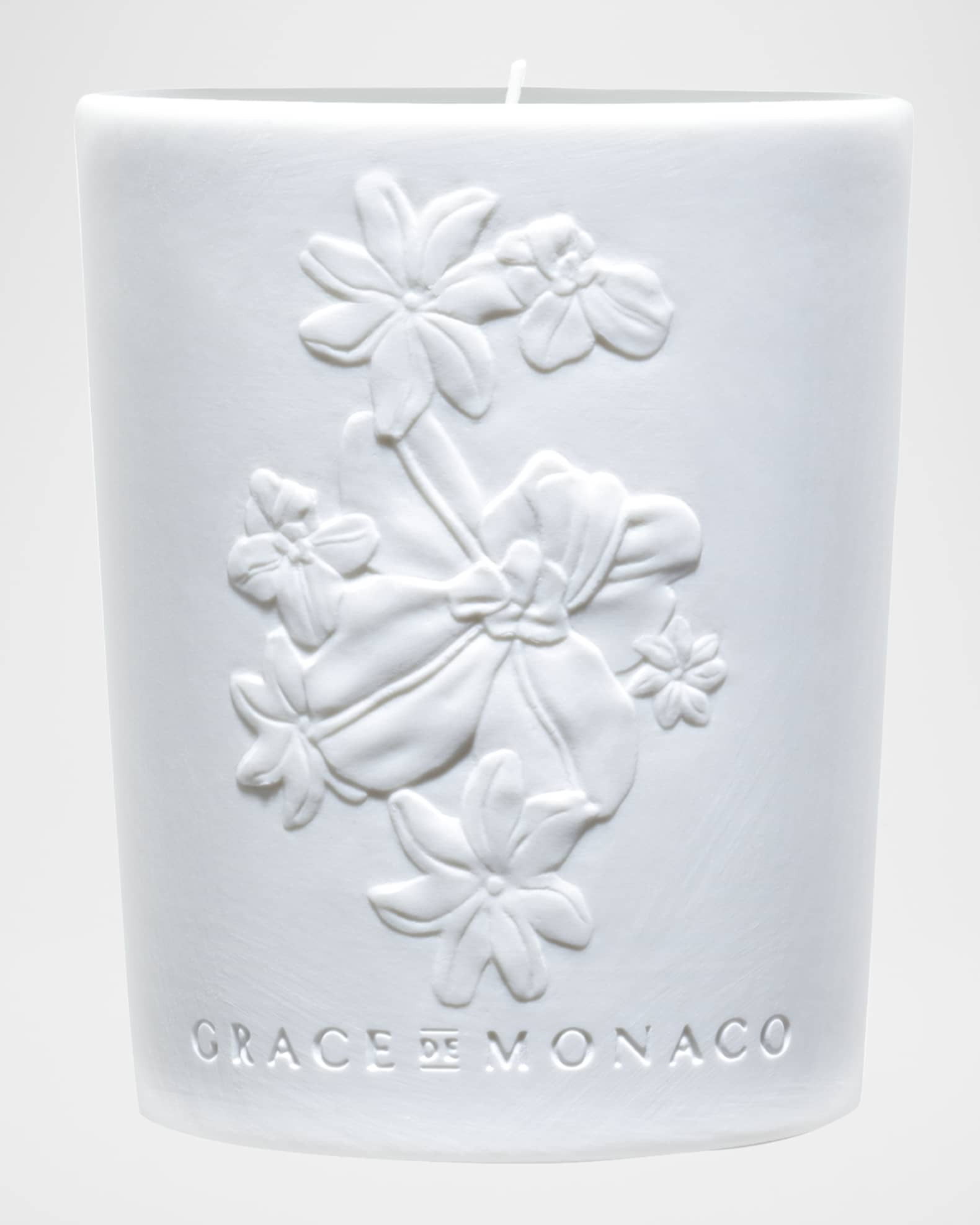 8.8 oz. Promenade Sur Le Rocher Small Candle | Neiman Marcus