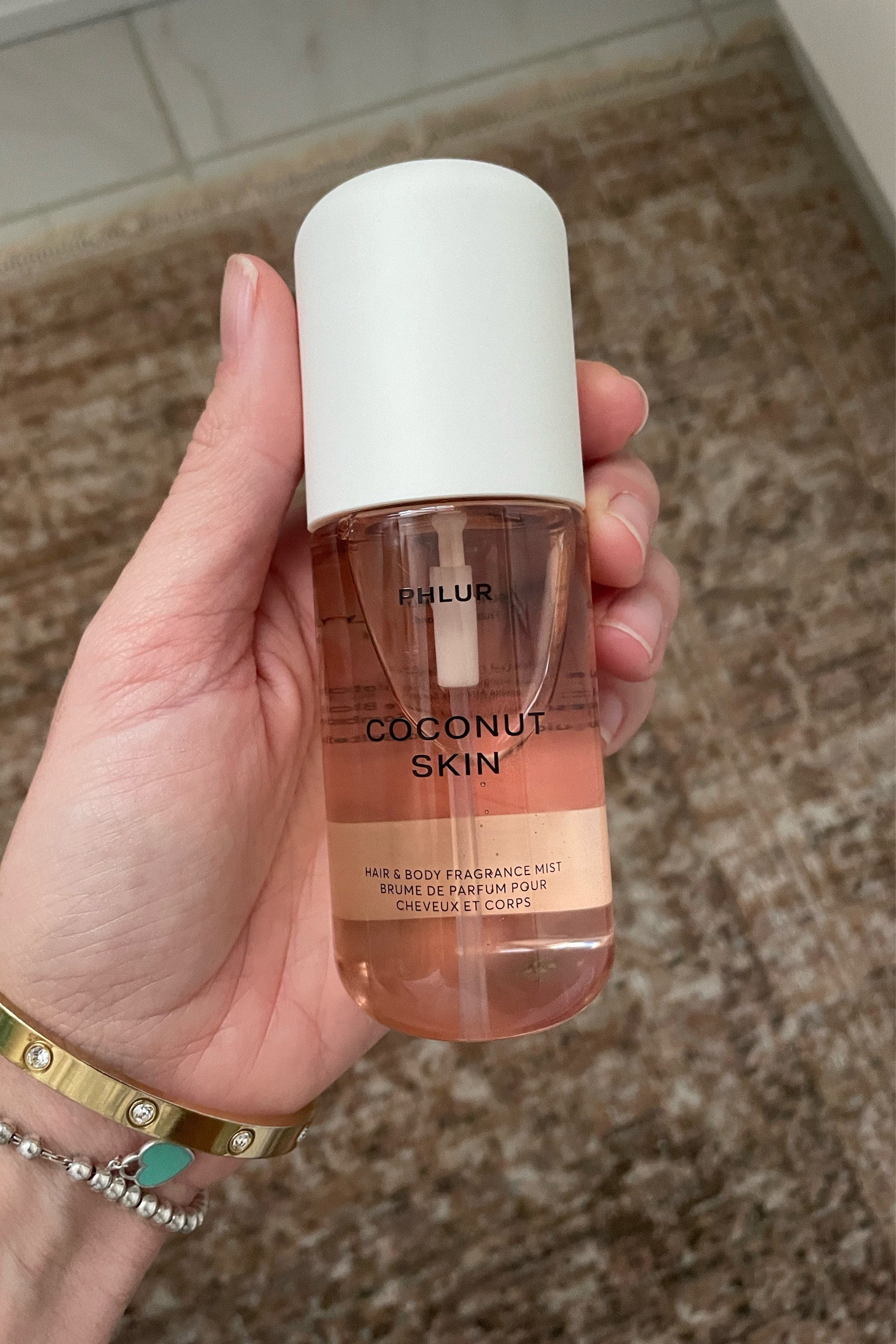 Obsessed with this new scent

#LTKcanada #LTKgiftguide #LTKbeauty