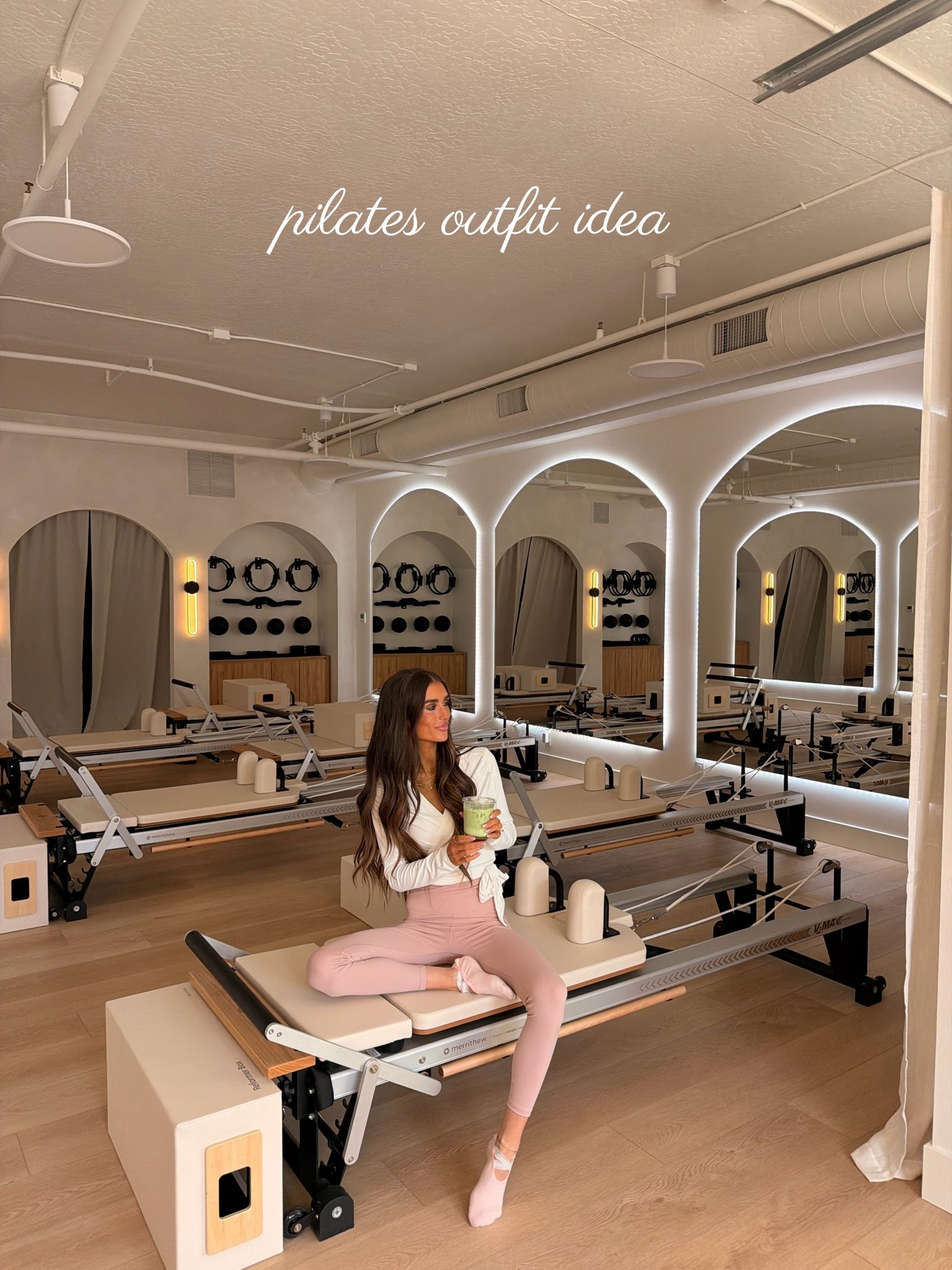 Pilates outfit 🩰🤍

#LTKfitnessgoals #LTKselfcare #LTKootd