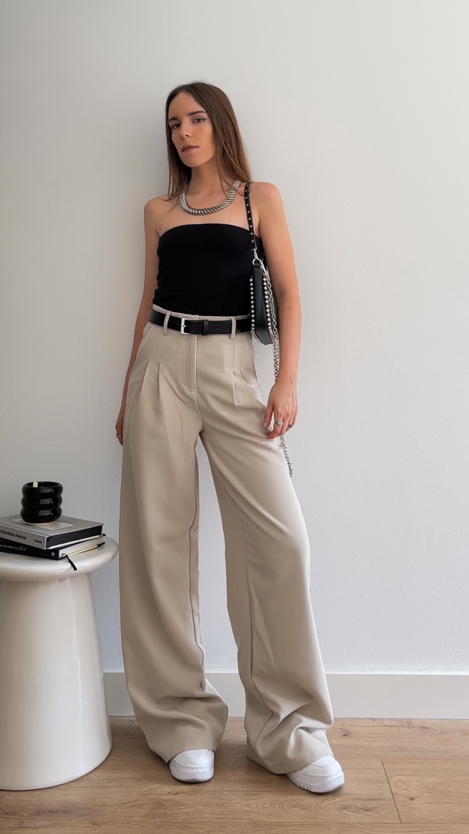 Neutral outfit for summer: smart trousers and bandeau top 🖤 

#LTKSeasonal #LTKstyletip #LTKworkwear