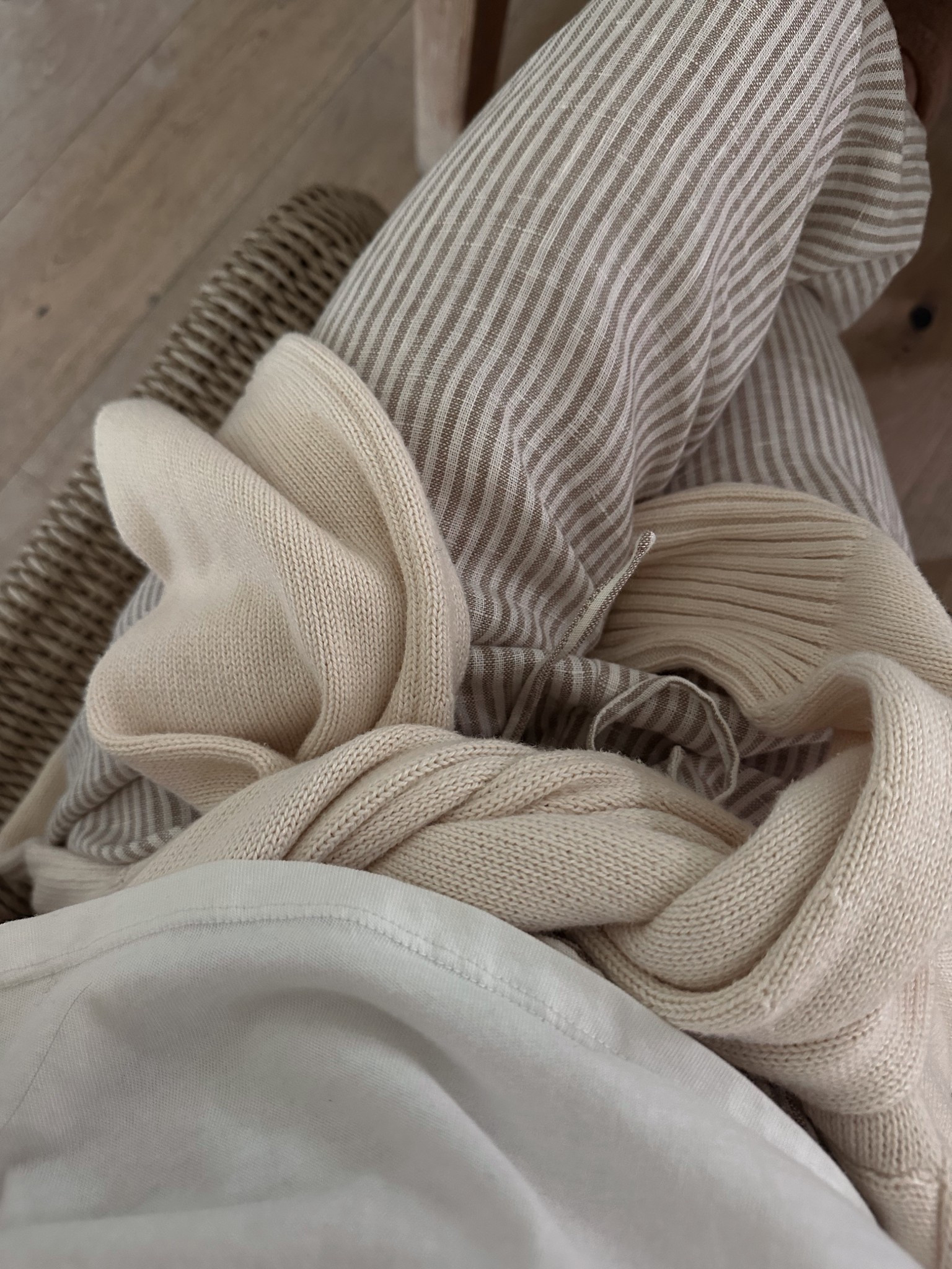 Up close details of today’s spring outfit with linen pants 

#LTKOver40 #LTKPetite