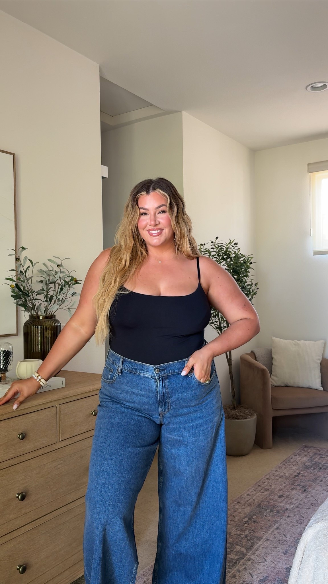 I’m wearing a 33 in these jeans 🩵

#LTKSaleAlert #LTKMidsize #LTKStyleTip