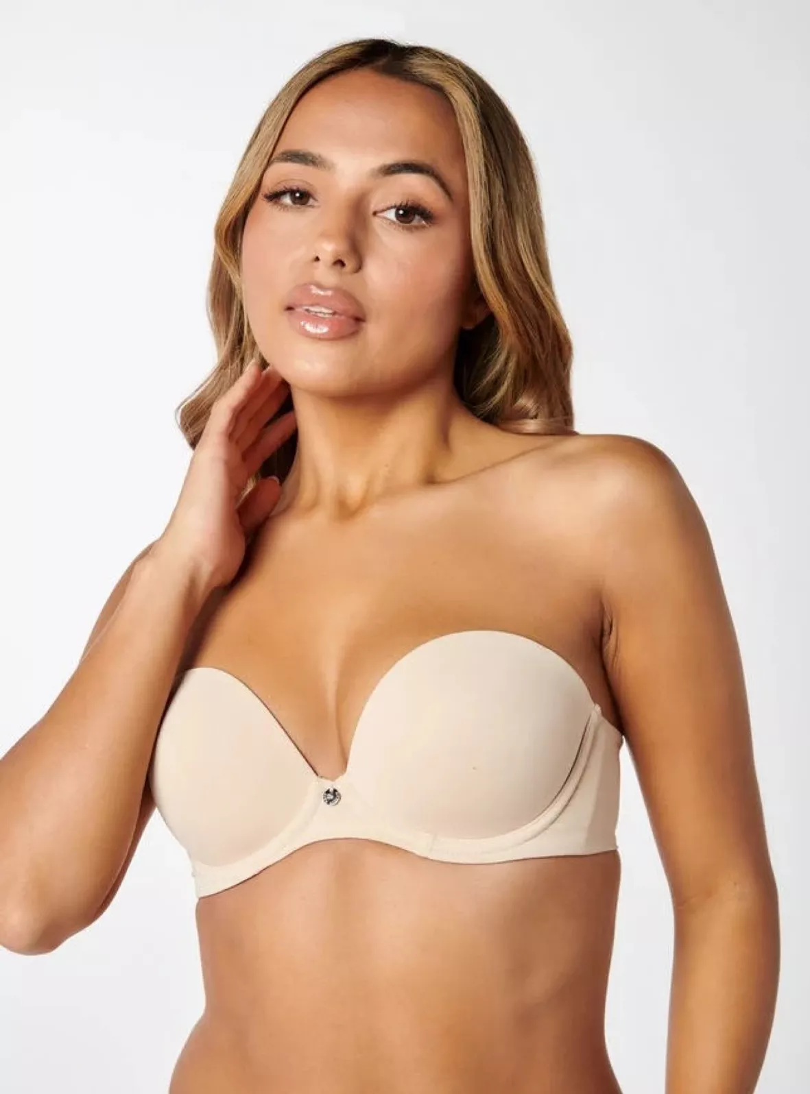 Strapless plunge push up bra - Nude curated on LTK