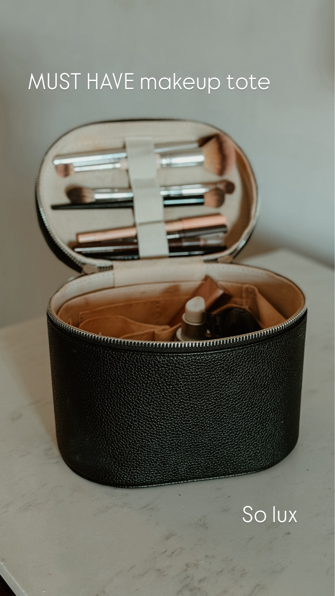 My favorite makeup bag for travel! It looks so lux! It's from amazon!

amazon makeup case makeup train case amazon makeup bag amazon travel  

 #LTKTravel
