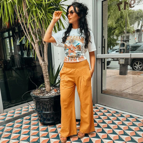 Keep Calm Dream On Tee | Mountain Moverz