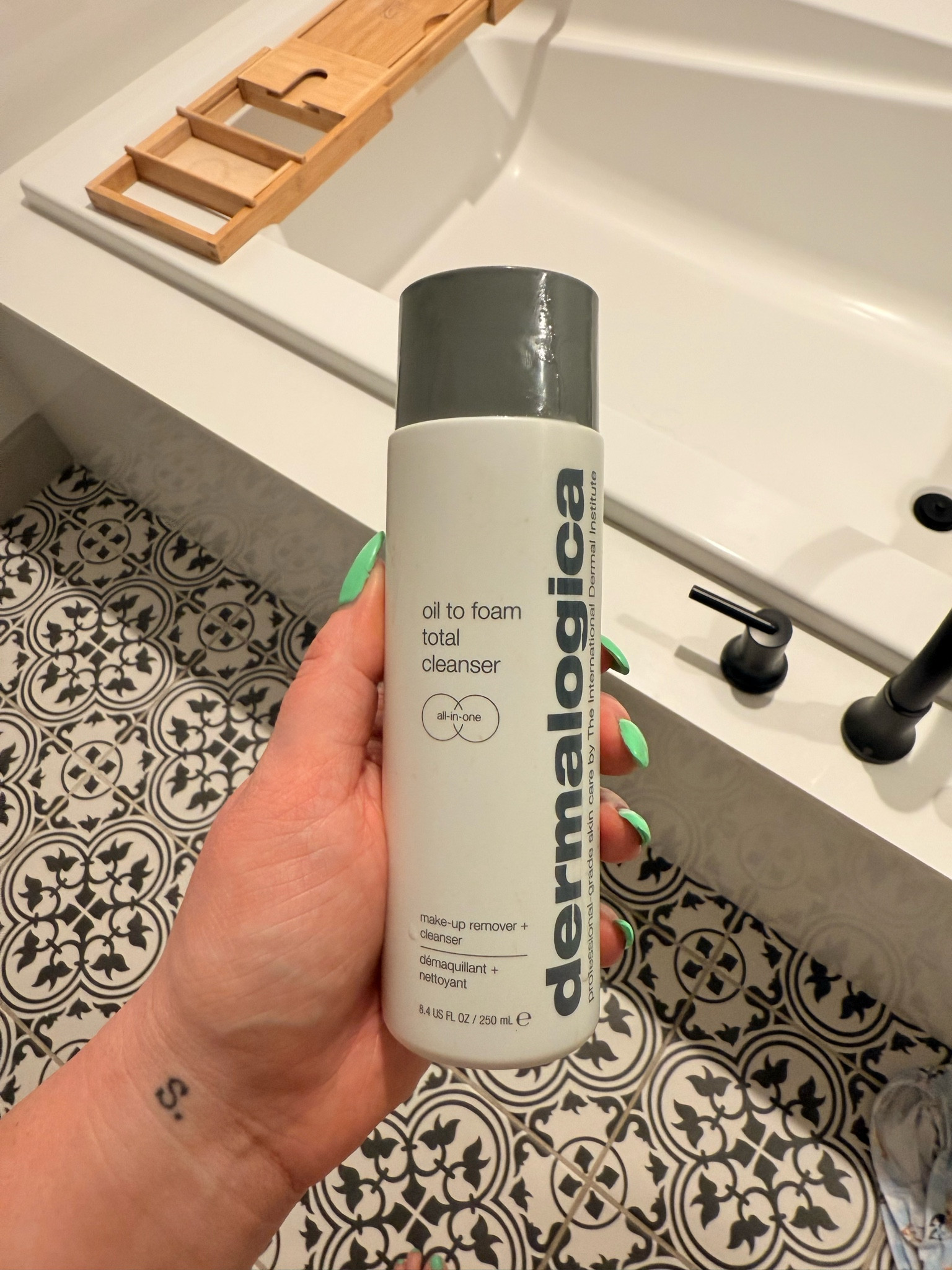 For the dry skin girlies that also want to minimize pores 

#LTKsalealert #LTKbeauty #LTKfindsunder100