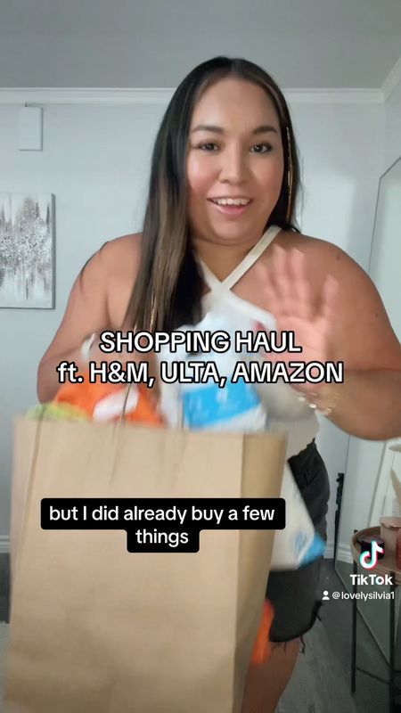 Shopping haul 🤍

H&M, amazon, ulta, amazon finds, makeup, hair clips, hair products, summer hair, summer bag, straw bag, straw tote 

#LTKbeauty #LTKunder50 #LTKstyletip