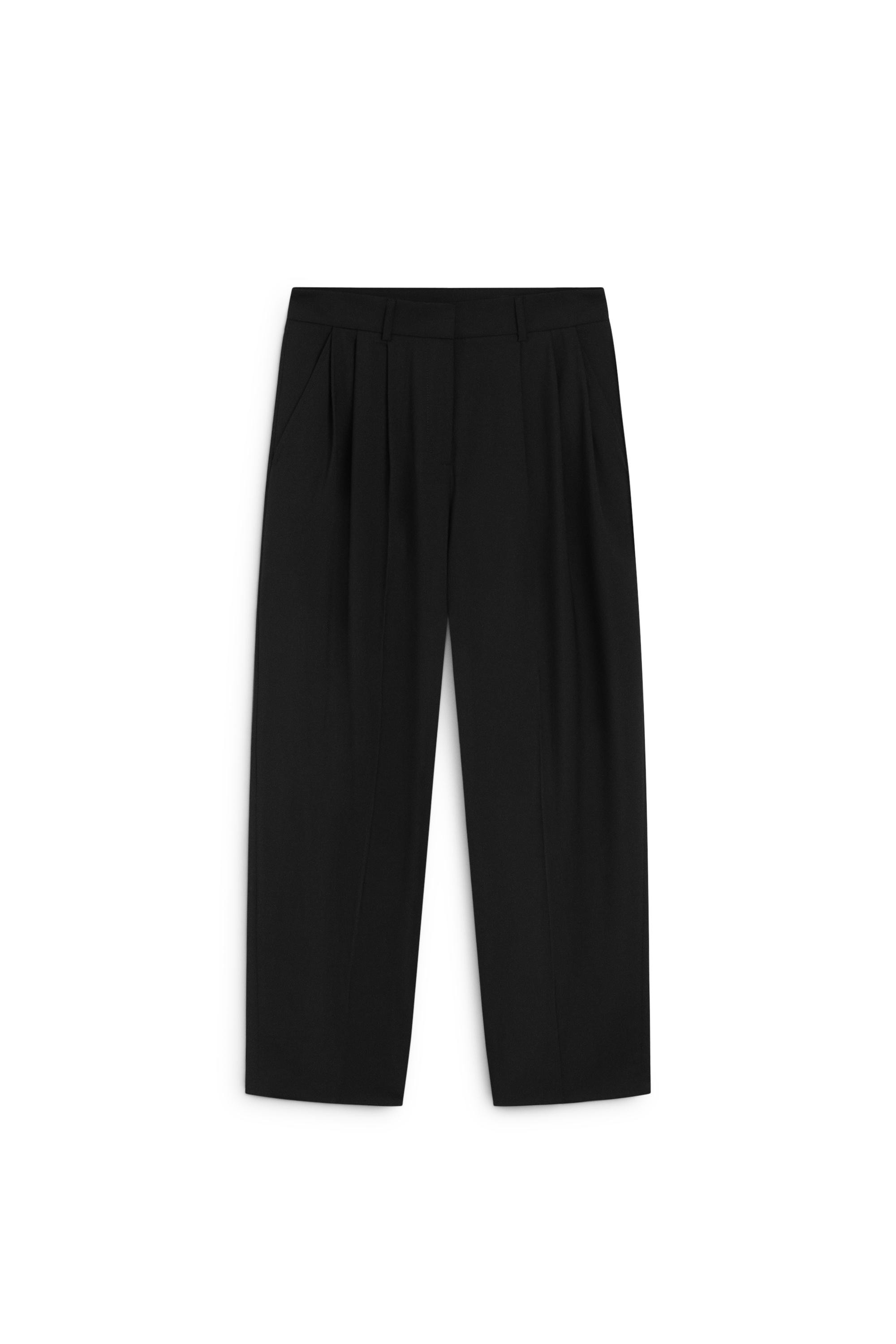 Suede carrot fit pants with pleated detail - BLACK | Massimo Dutti US