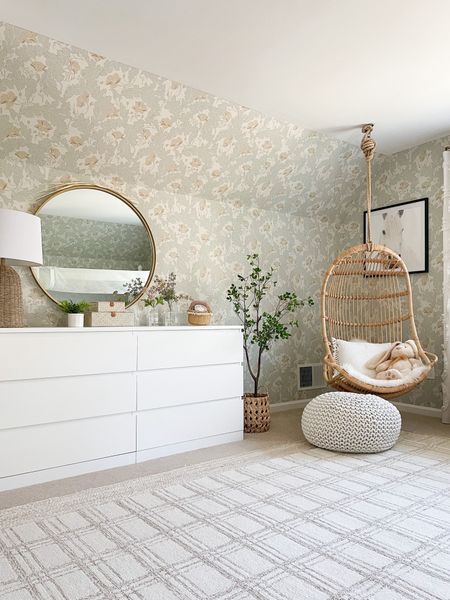 Neutral Room Design

Neutral decor finds  home design  how to style  styling decor  wallpaper finds  swing chair inspo  faux greenery  modern room design  

#LTKhome #LTKstyletip