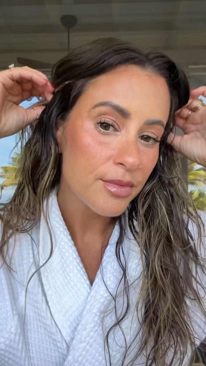 Merit Stick: Khaki
Nars Light Reflecting Eye Brightener: Goldeneye
Summer Fridays Bronzer: Desert
Sephora Luminizer: Glitzy Gold
RMS Lip Liner: Nighttime Nude
YSL Oil Gloss: 03

#LTKgrwm #LTKBeauty #LTKselfcare