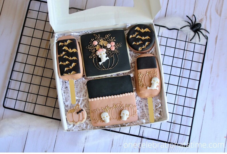 Halloween Treat Box Dessert Gift Box Cake Pops Sugar | Etsy | Etsy (US)