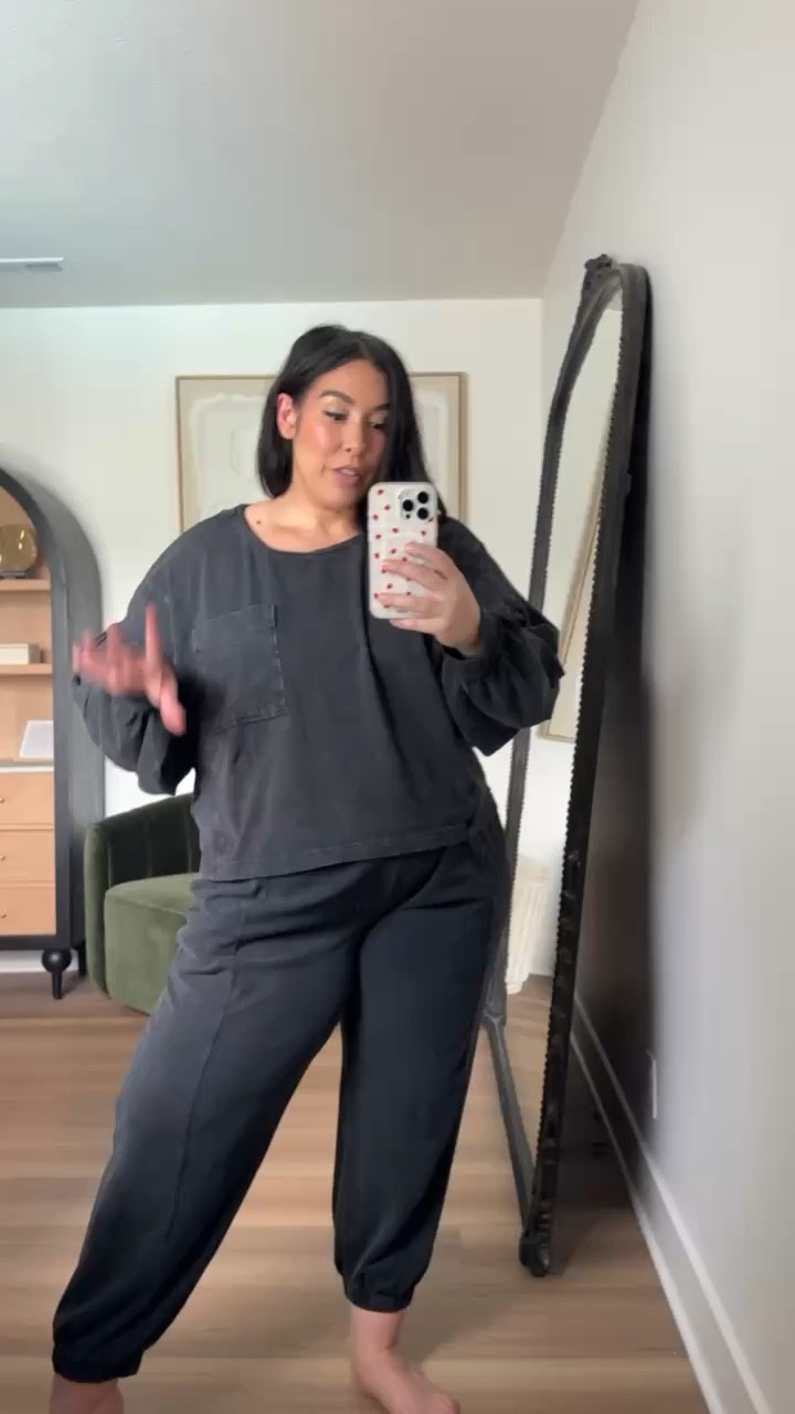 Midsize athleisure outfit!
-
-
-
free people fashion, women’s fashion, midsize fashion, women’s outfits, free people, athleisure, matching set, romper, mini dress, spring outfits, curvy fashion, trendy fashion, affordable outfit, spring style

#LTKSeasonal #LTKootd #LTKMidsize