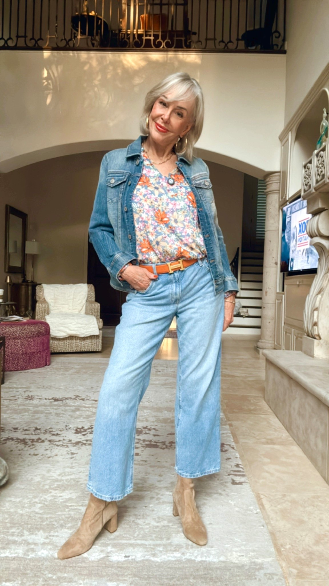 American Eagle Strivid straight leg jeans.
Stovepipe jeans 
Floral long sleeve top under $40
Suede booties

#LTKFindsUnder50 #LTKSaleAlert #LTKOver40