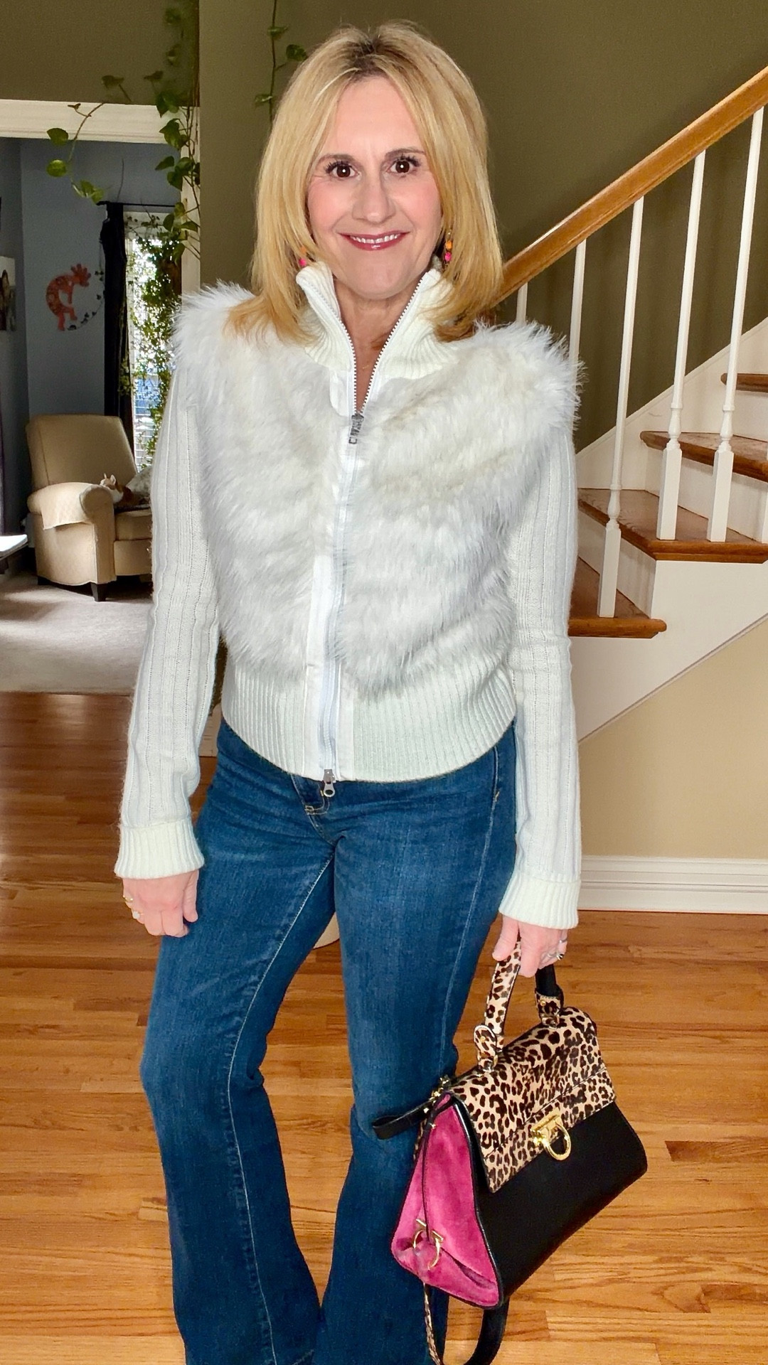 Some winter white faux fur love today… 🤍🩷

#LTKootd #LTKPetite #LTKOver40