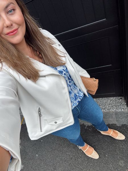 Spring outfit for lunch or casual dinner! Wearing XL in jacket & blouse, 1X in cami (use CARALYN10 at Spanx), Good American flex sizing jeans 14-18. Use code CARALYN15 at JSHealth. 

#LTKstyletip #LTKmidsize #LTKSeasonal