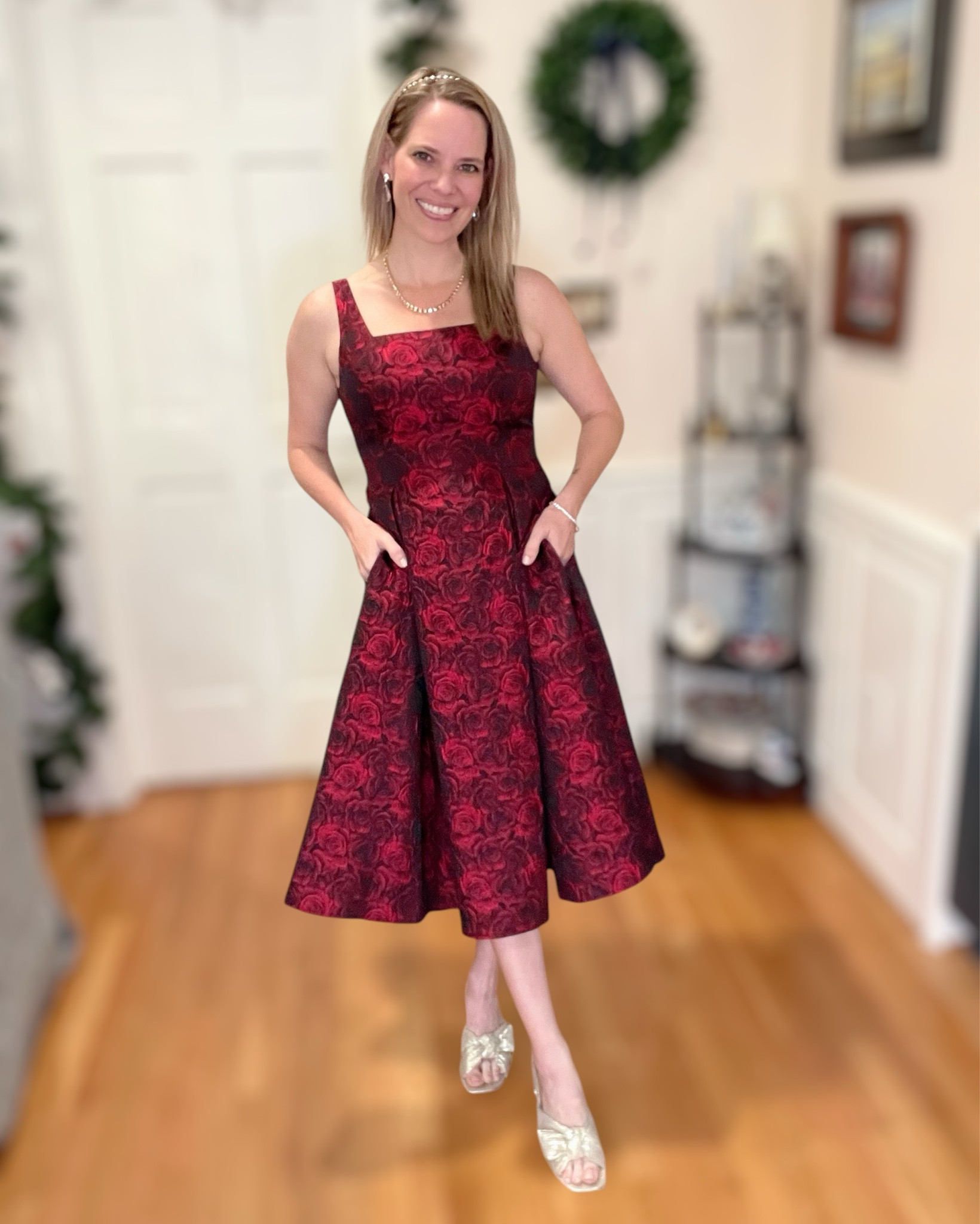 Cocktail
Dress, wedding guest dress, Christmas dress, holiday party dress 

#LTKHoliday #LTKFindsUnder50 #LTKParties