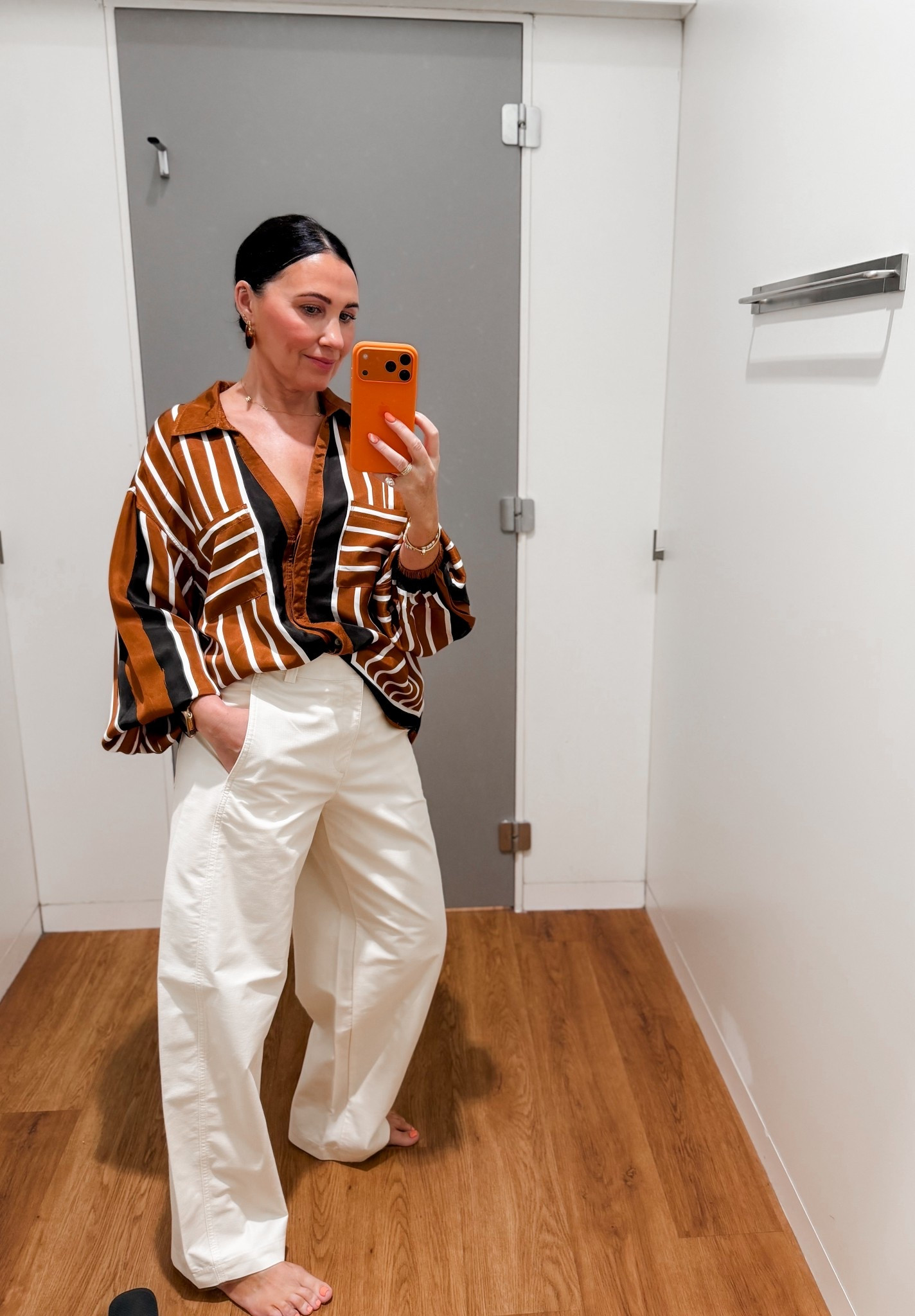 THE only barrel trousers I want to know about these days - the Uniqlo ones!!! I wear a Medium and regular length. Amazing quality and fit!! #uniqlo #uniqlobarrelleg 

#LTKspring #LTKuae #LTKjeans