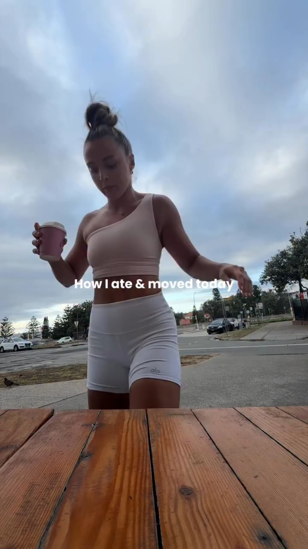 One month in Bondi FLEW by so in honor of the end of this era, here’s what a typical day has been looking like for me locked in on healthy habit mode and adventure mode all at the same time🤸🏼‍♀️

#LTKdayinmylife #LTKmorningroutine #LTKfitnessgoals