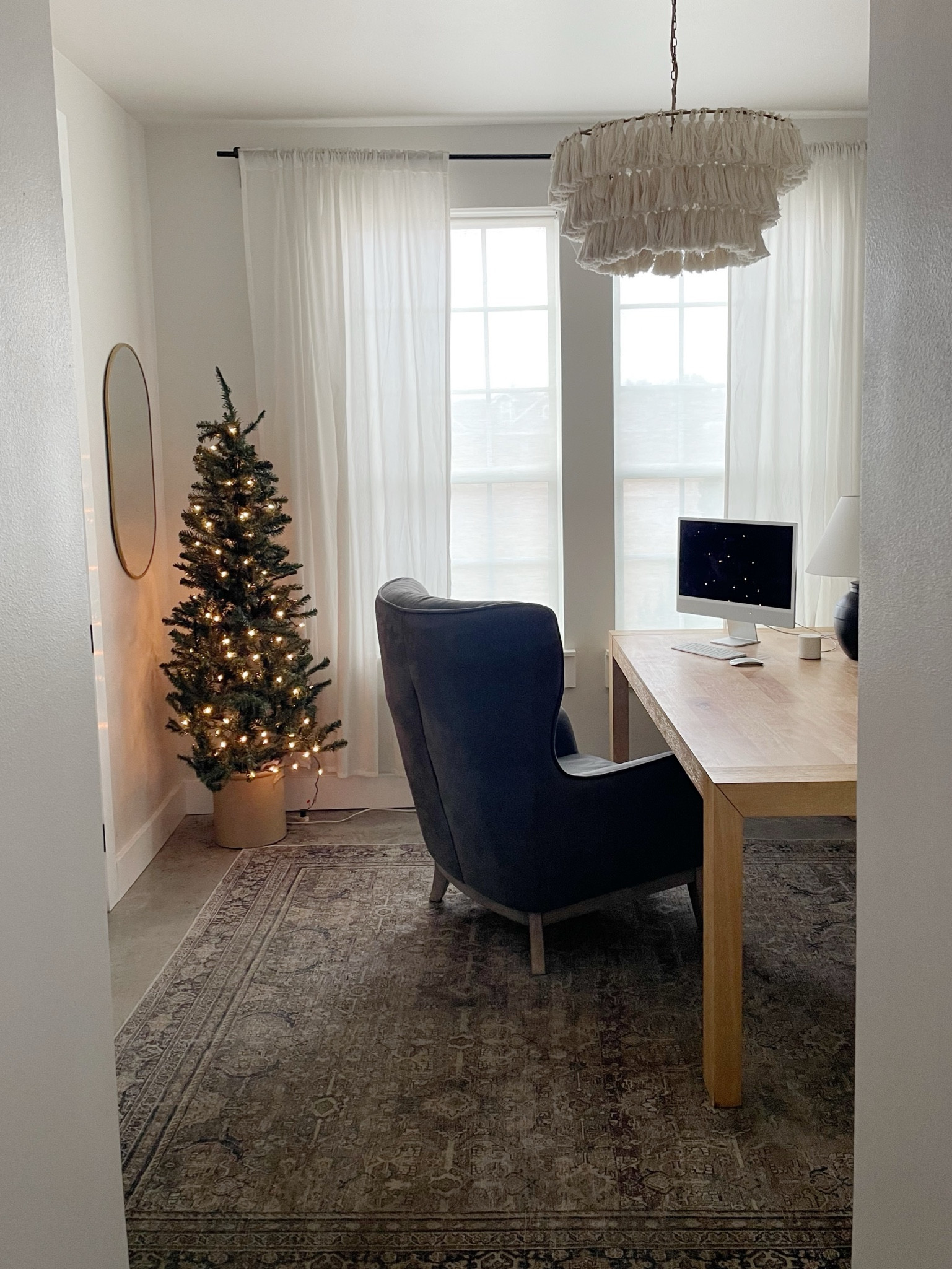 Christmas tour of the barndominium! 