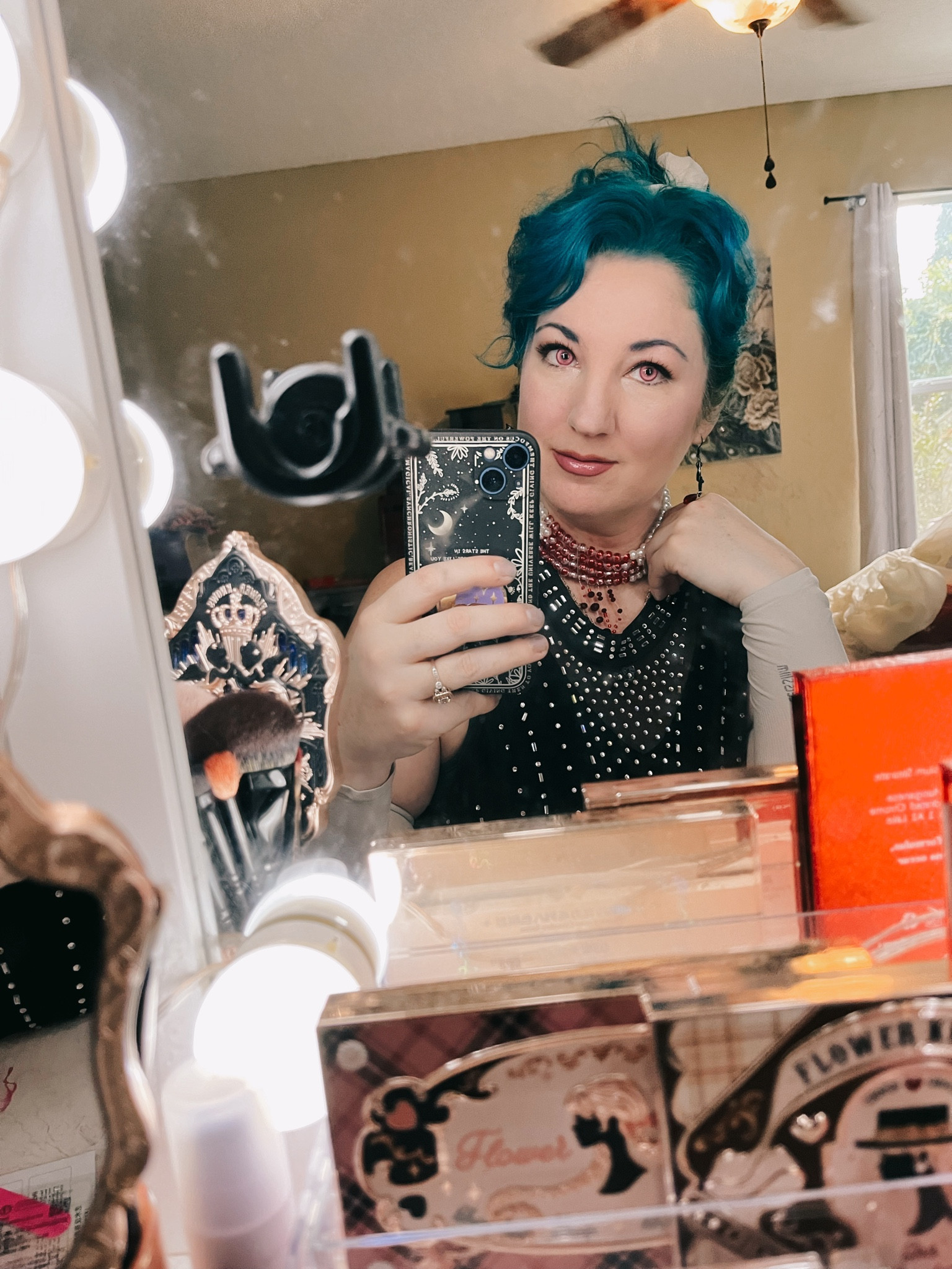  Today’s makeup and who knows what my hair is doing. 😩 I was going to wear one of my Selkie dresses but I need to fix the zippers in TWO dresses. Which I forgot about. Because zipper repairs suck.So I gave up on dresses and am dressed like this. 🫠
#mirrorselfie 
#dopaminedressing
#mirrorpic
#makeupoftheday
#makeuplook 
#realoutfit


#LTKOver40 #LTKBeauty