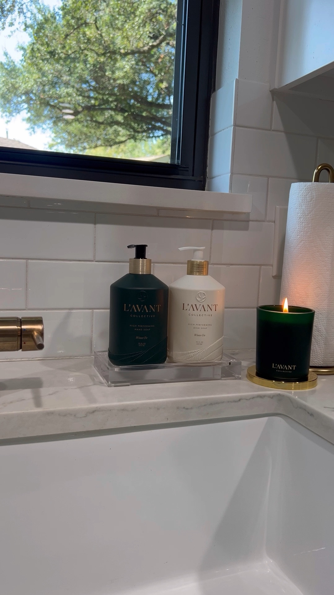 L’avant Collective Unboxing🫧🌲🫧#ad Use my code: Andrea for 20% off your order! I love the plant based, non toxic Winter Fir hand and dish soaps and candle set! Elevates my countertop with the beautiful packaging (glass bottles are refillable!) Other fragrances are available, but Winter Fir is a limited edition for the holidays♥️

#LTKHoliday #LTKSeasonal #LTKHome