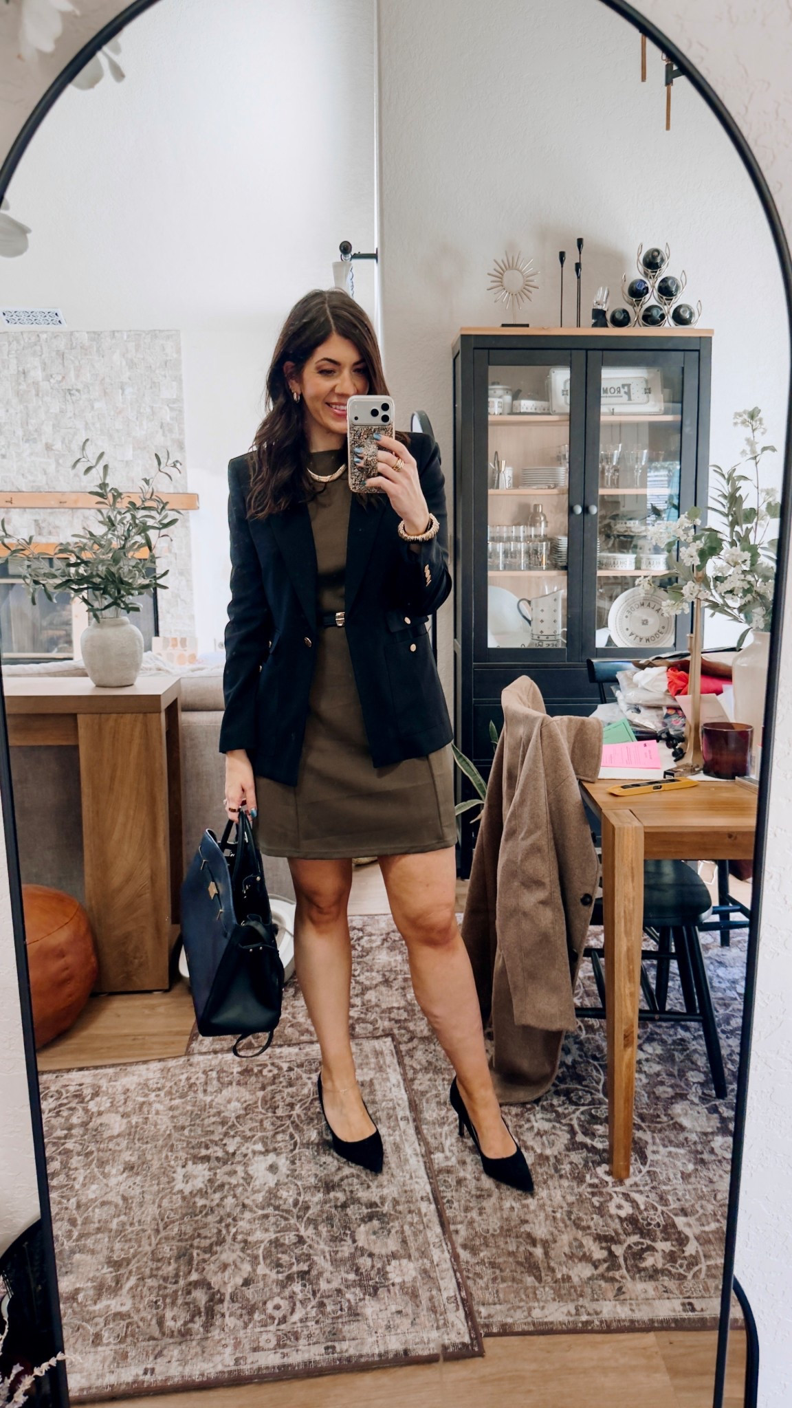 What I wore to work today
Sheath- medium (my favorite)
Blazer- medium/6 tall


#LTKWorkwear #LTKTall #LTKMidsize